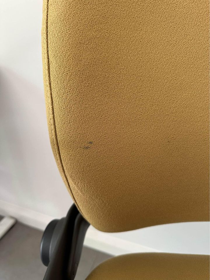 Steelcase Leap V1 Chair with Armrests - Yellow