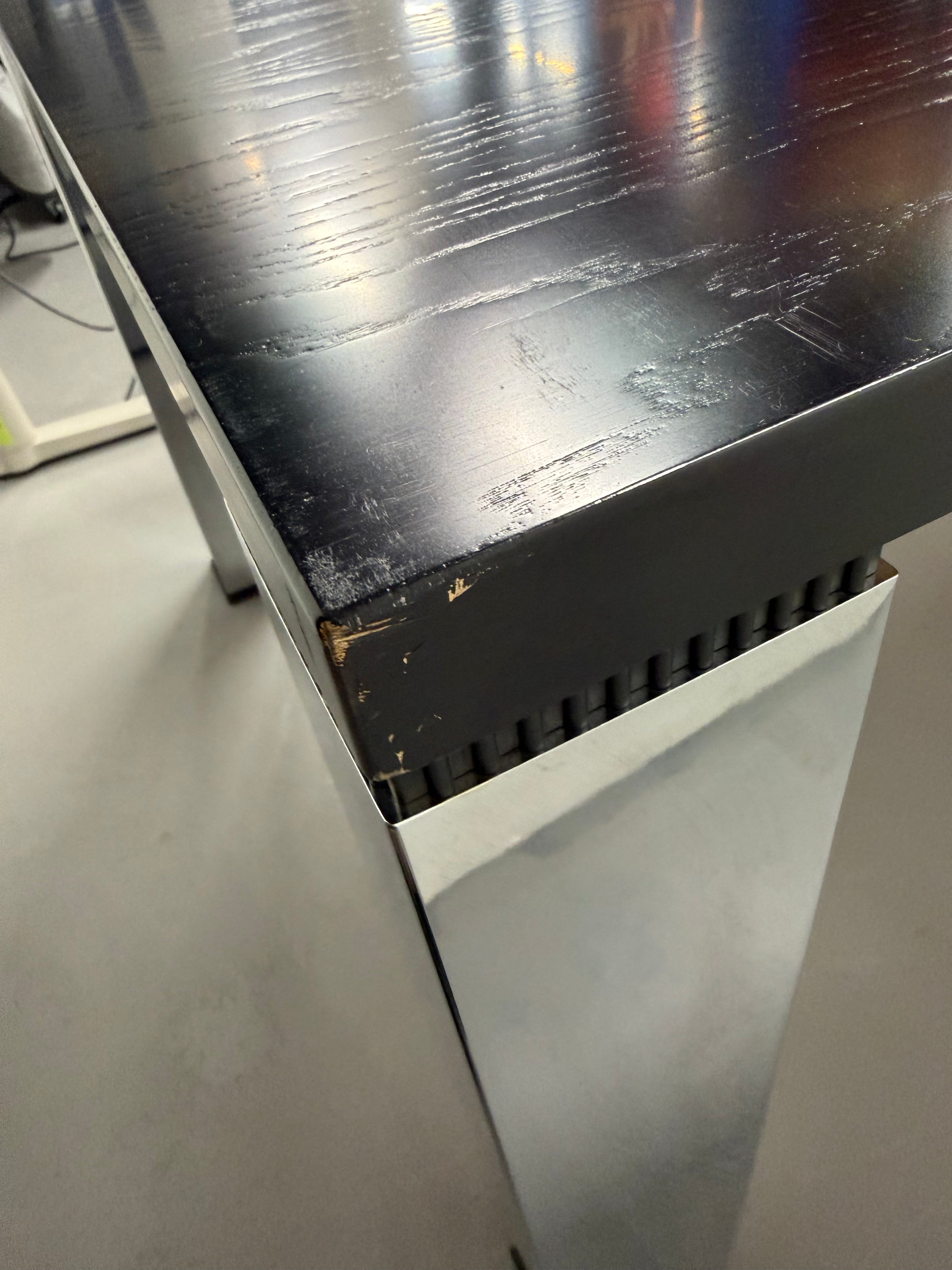 Wilkhahn CEO Boardroom Table - 2600 × 1000 mm (Black Nero Veneer)