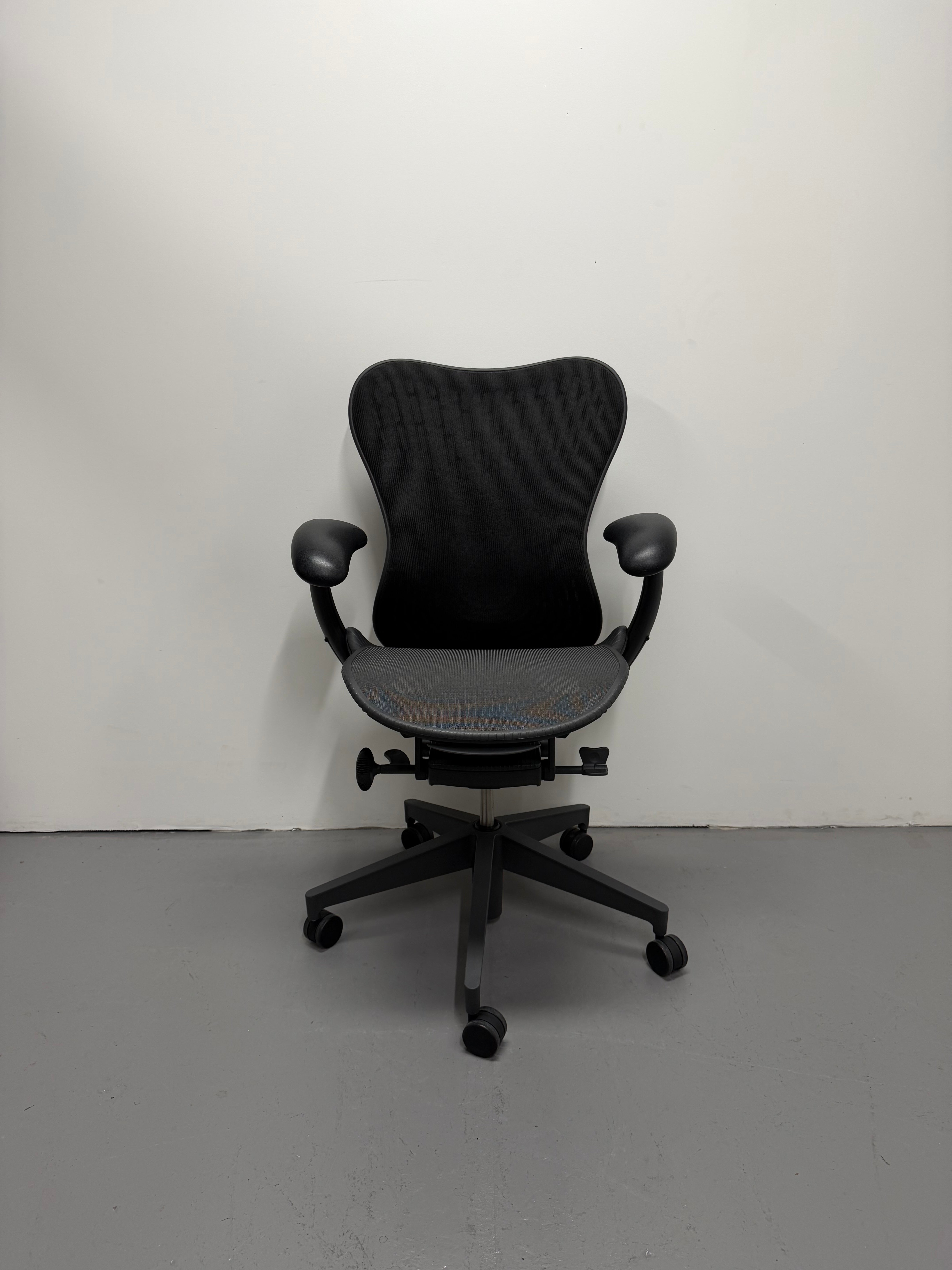 Herman Miller Mirra 2 Task Chair | Graphite - Butterfly Suspension (Upholstered Back)