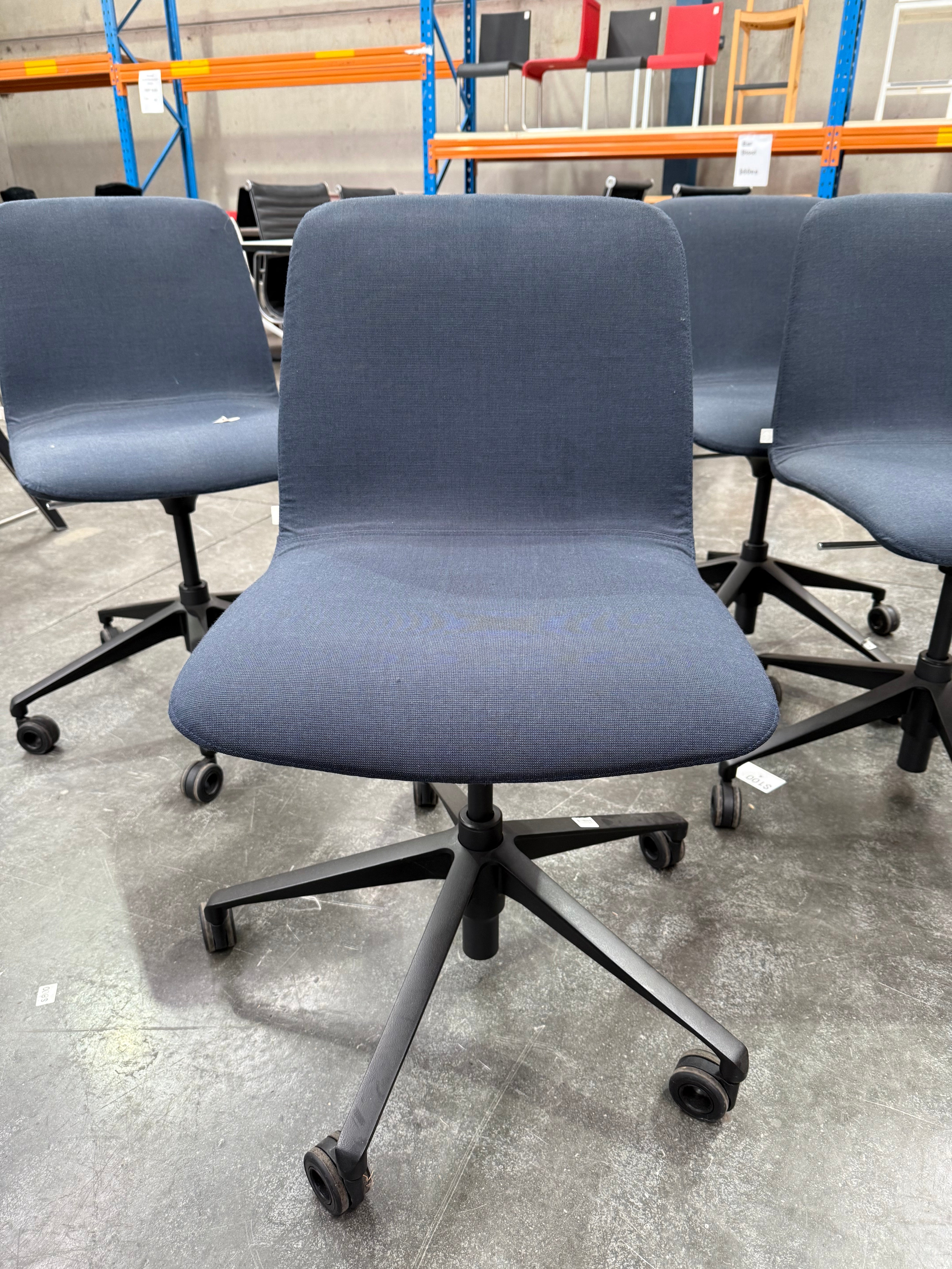 Jardan Mina Studio Chair – Blue Fabric / Black Metal Base