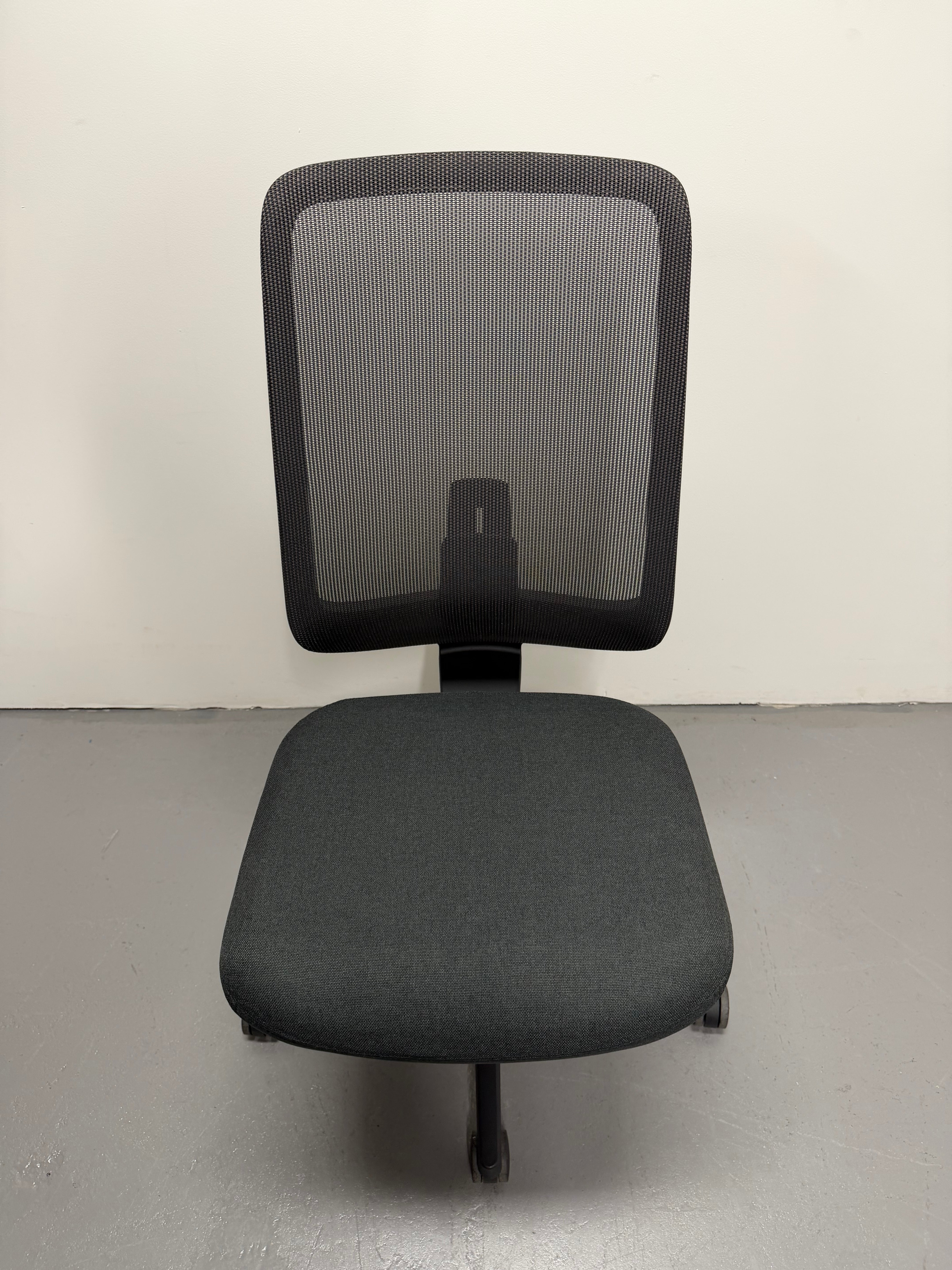 Herman Miller Verus Suspension Back Task Chair - No Arms