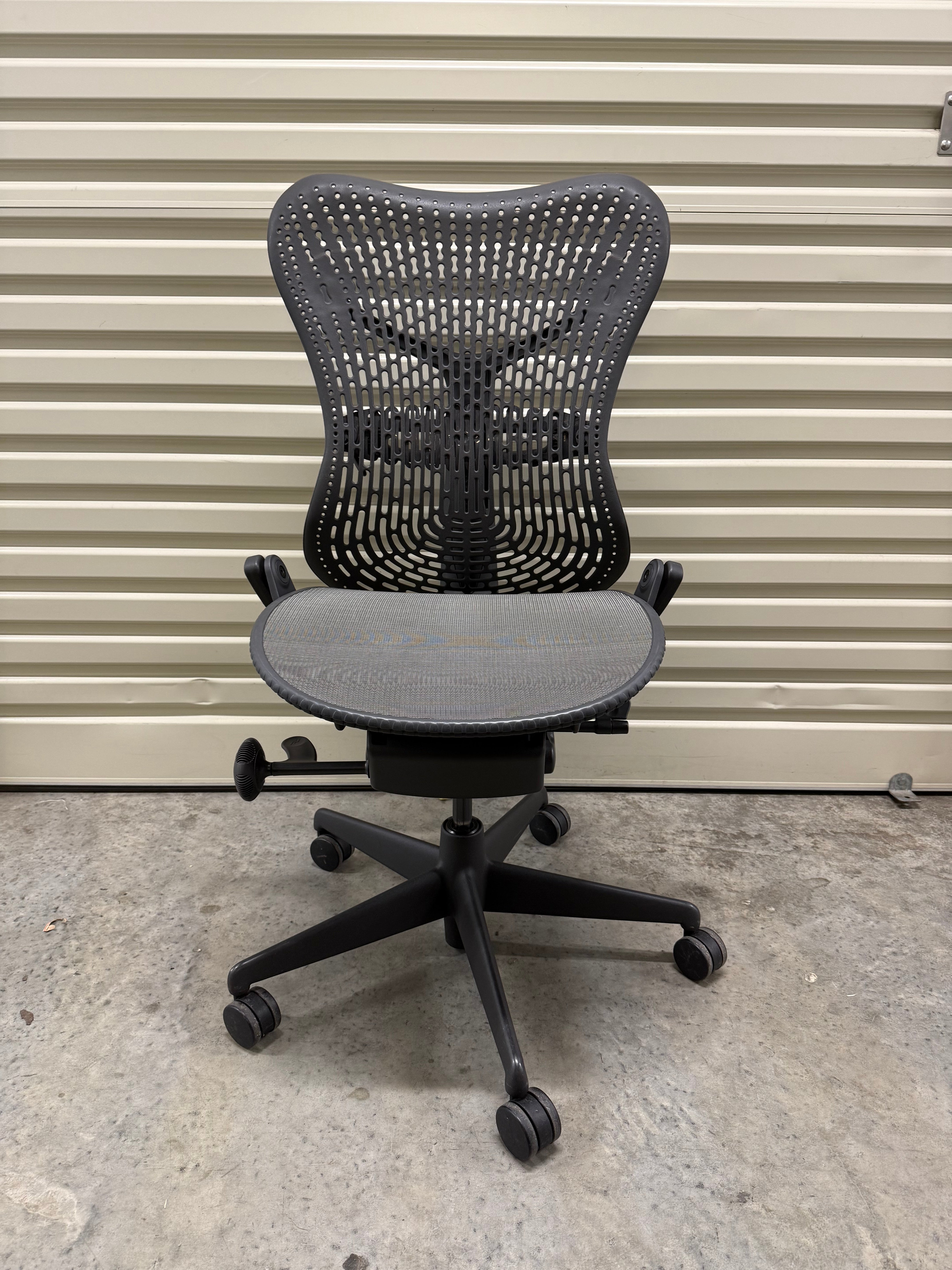 Herman Miller Mirra Office Chair no Arms - Graphite - Back Tilt Lock