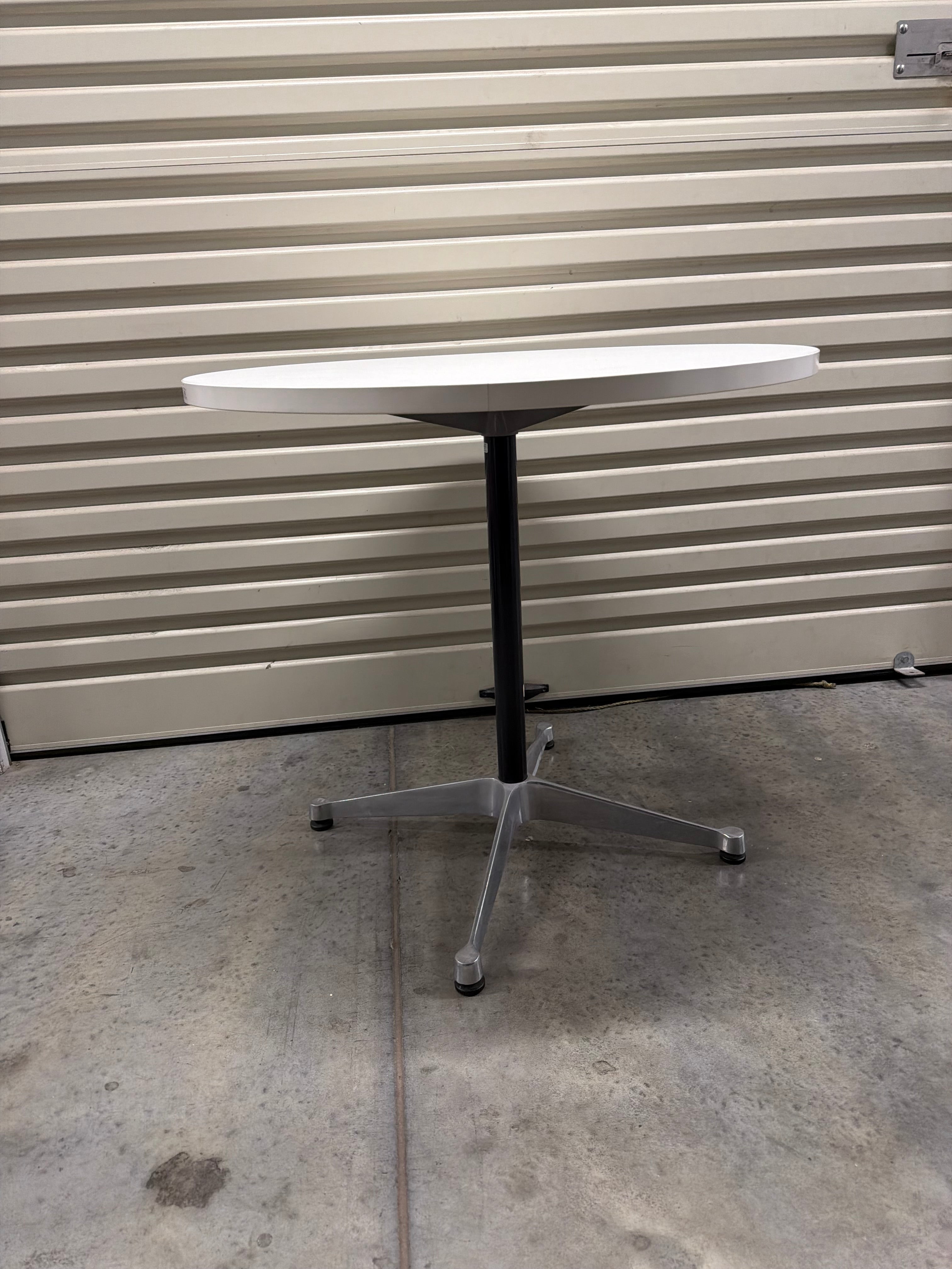 Herman Miller Eames Round Table | White Top | Contract Base
