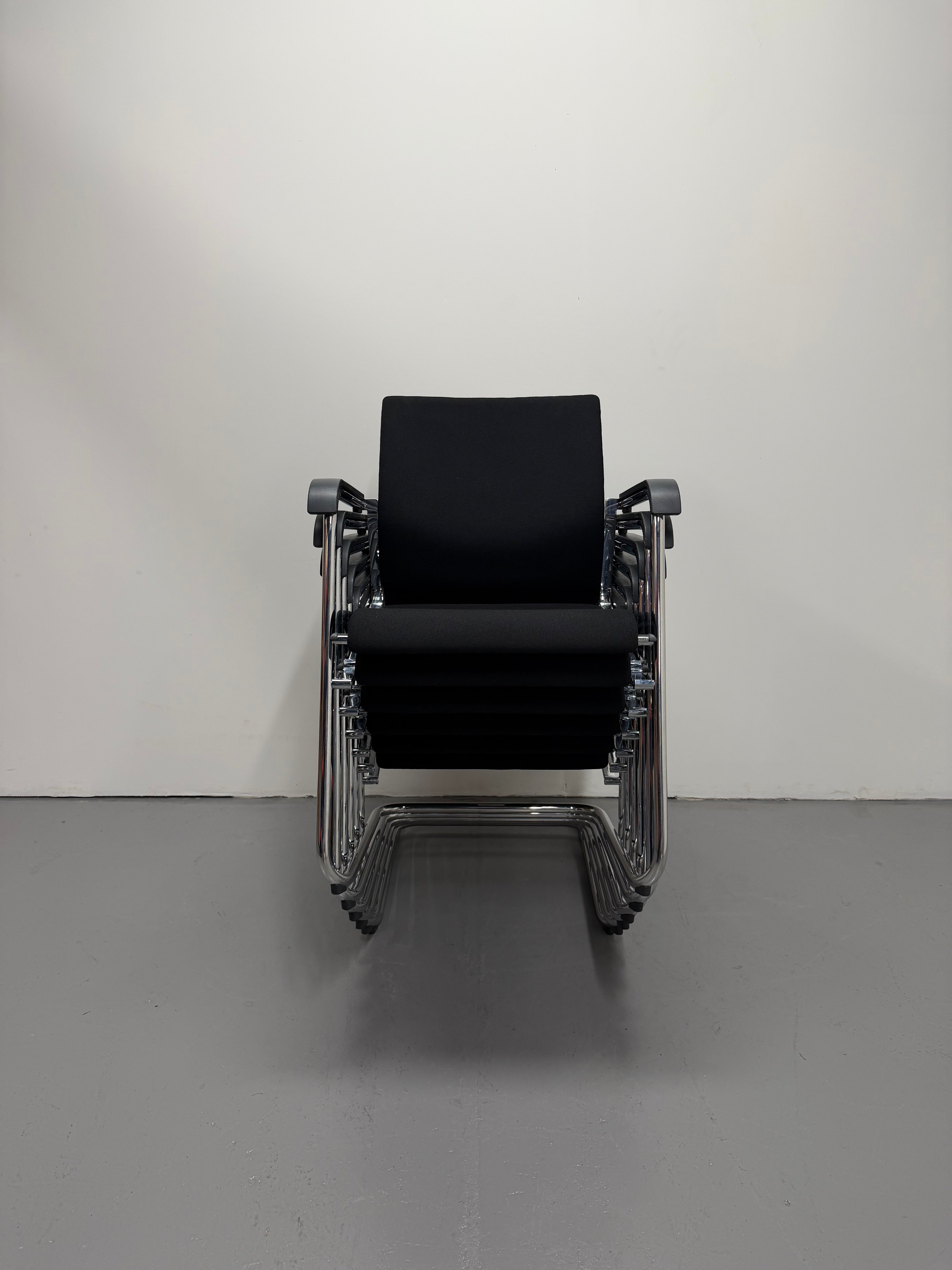 Wilkhahn 287/81 Modus Conference Room Cantilever Chair - Black