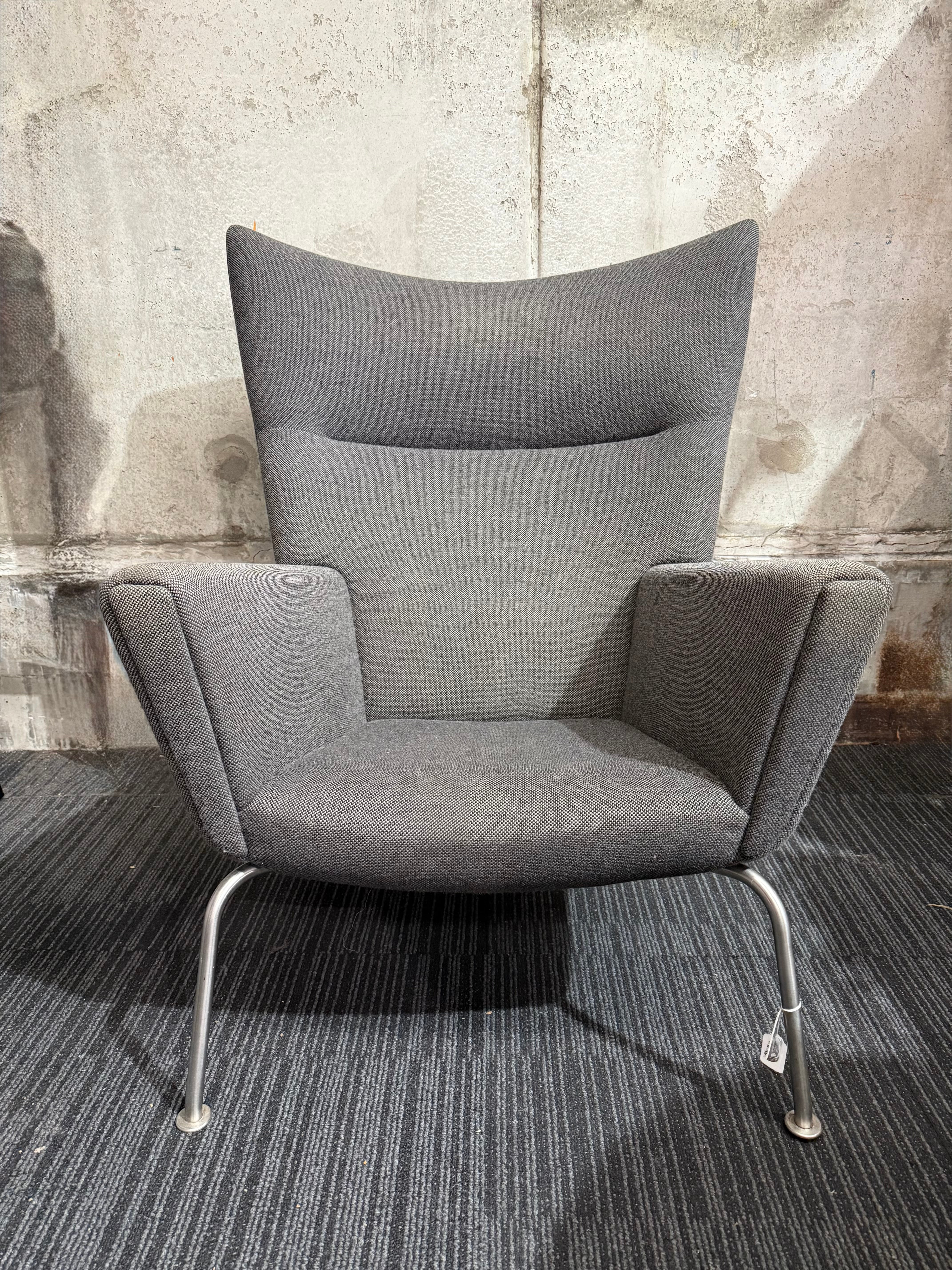 Carl Hansen & Søn CH445 Wing Lounge Chair – Designed by Hans J. Wegner