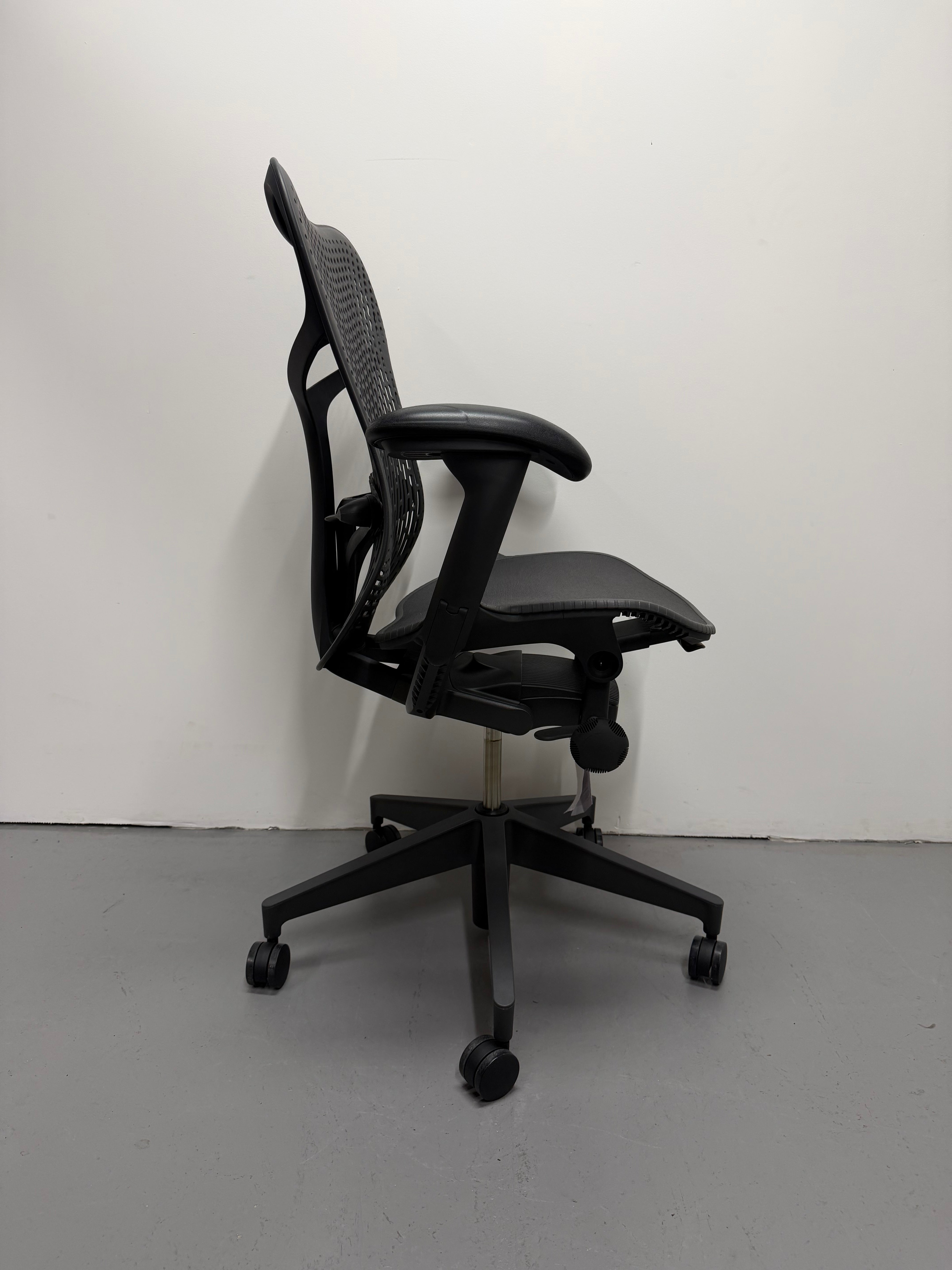 Herman Miller Mirra 2 Graphite Task Chair with TriFlex Back | Ex-Showroom