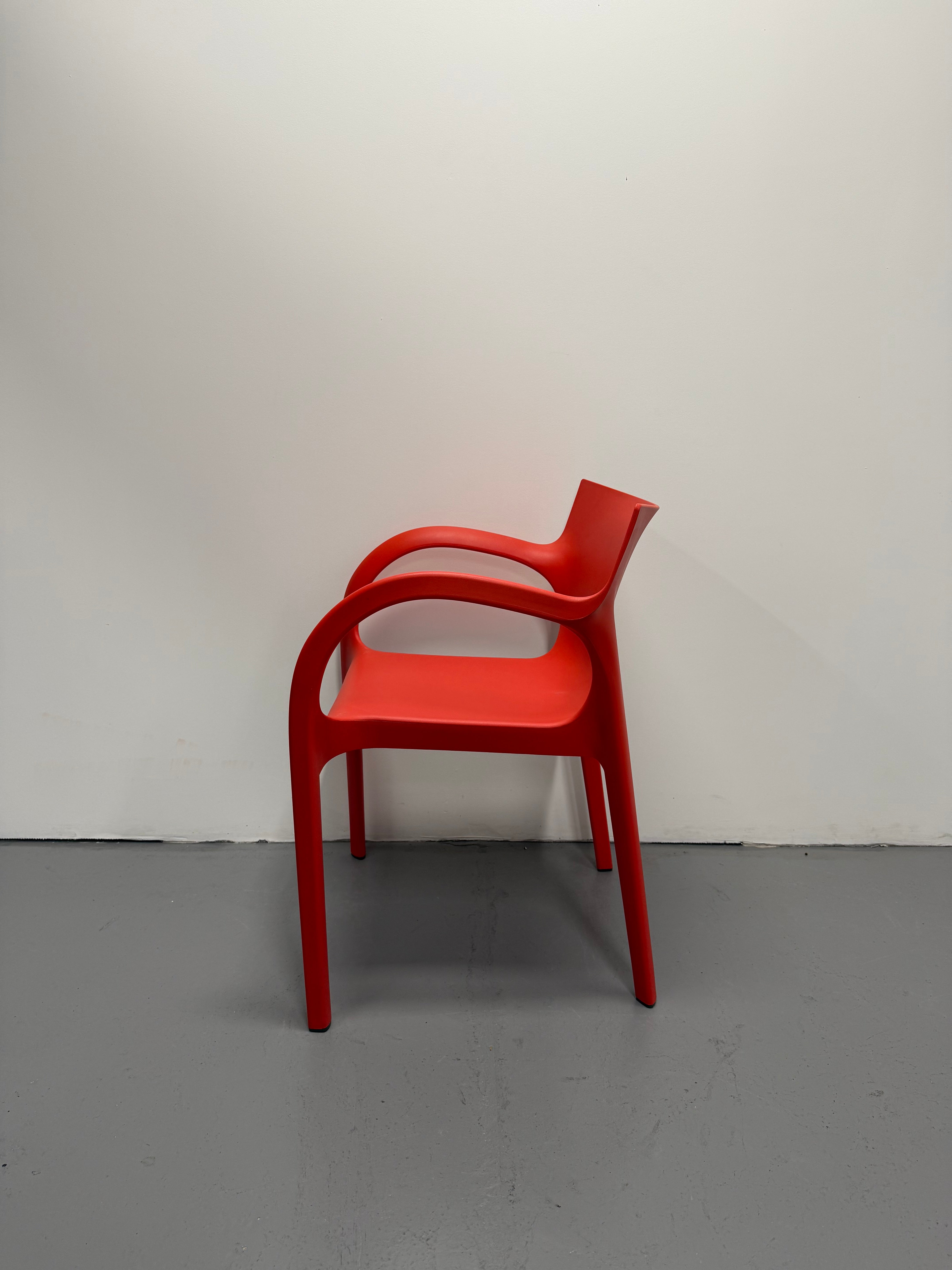 Segis Poppy Star Outdoor Chair – Red (4-Leg Base)