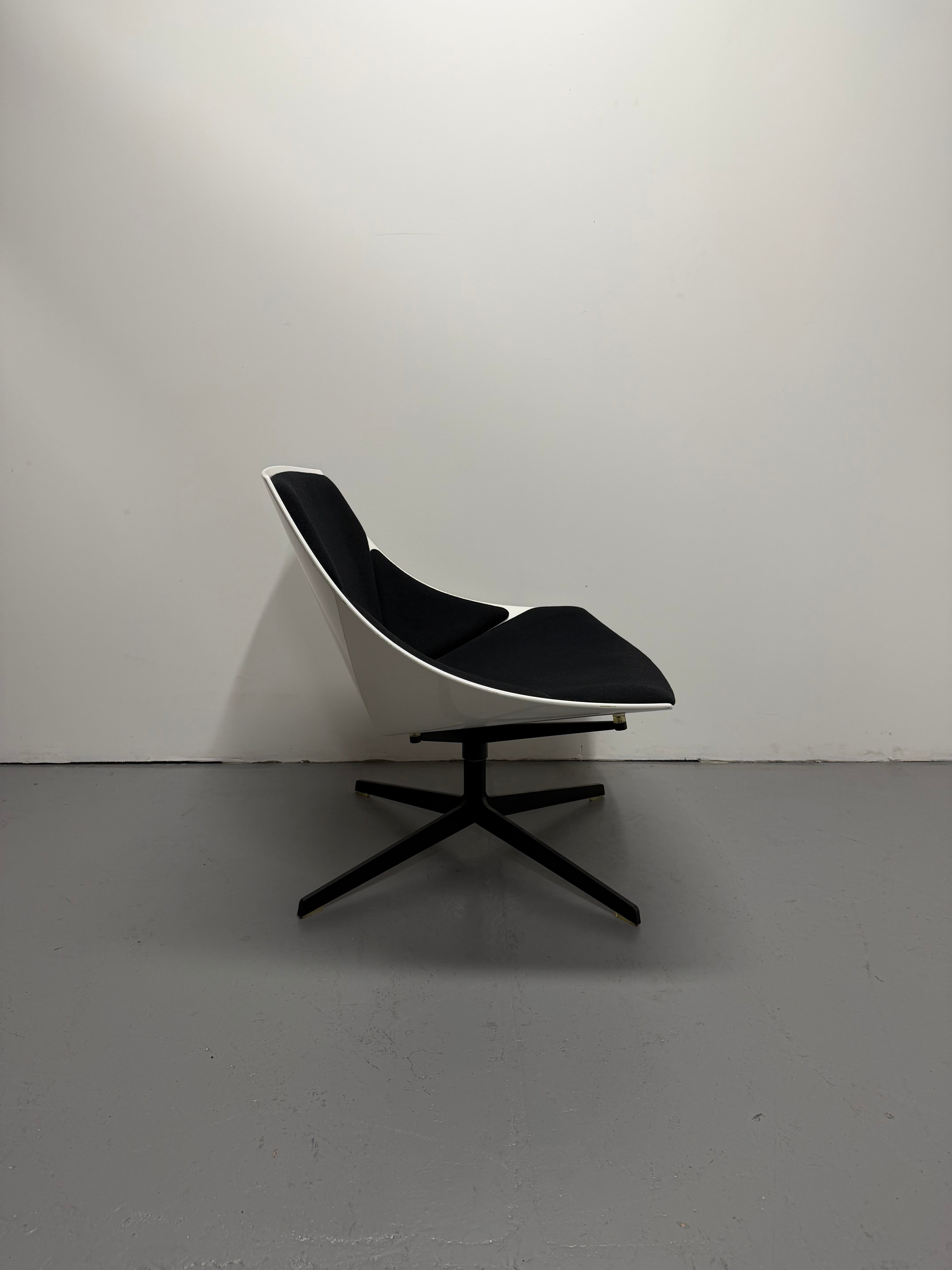 Fritz Hansen Space Lounge Chair by Jehs + Laub – White & Black