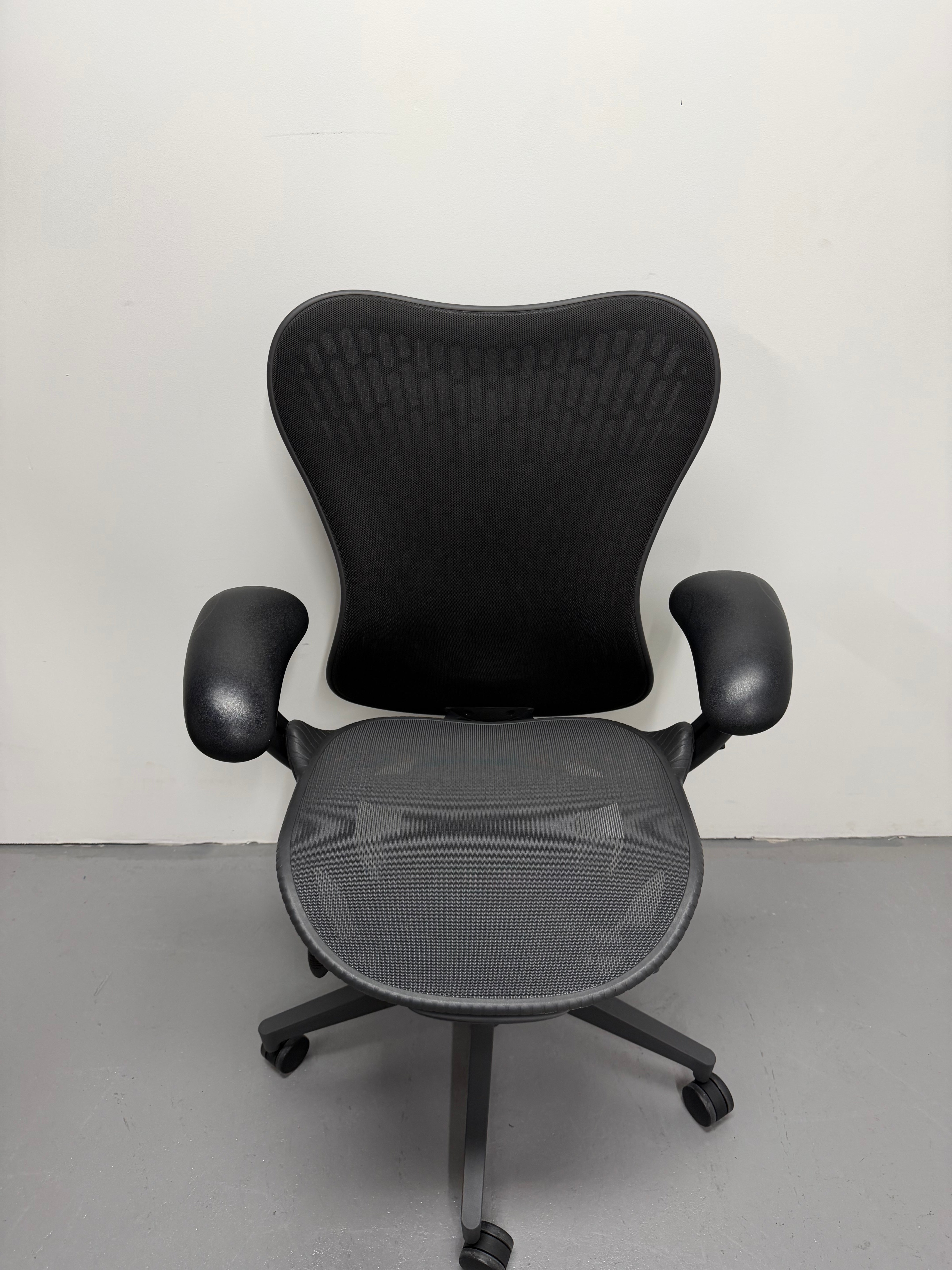 Herman Miller Mirra 2 Task Chair | Graphite - Butterfly Suspension (Upholstered Back)