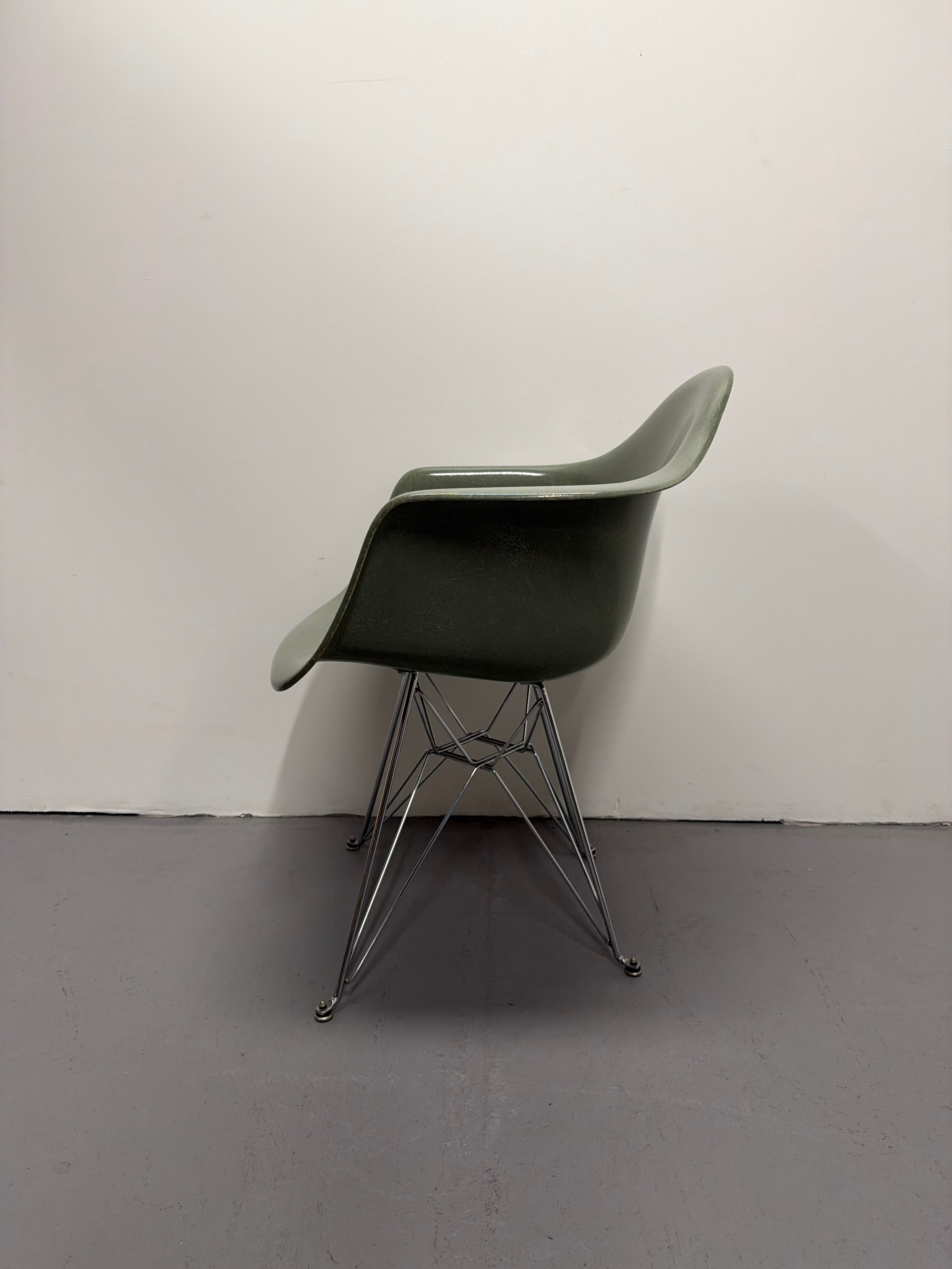 Modernica Fibreglass Arm Shell Chair Eames style | Sage Green