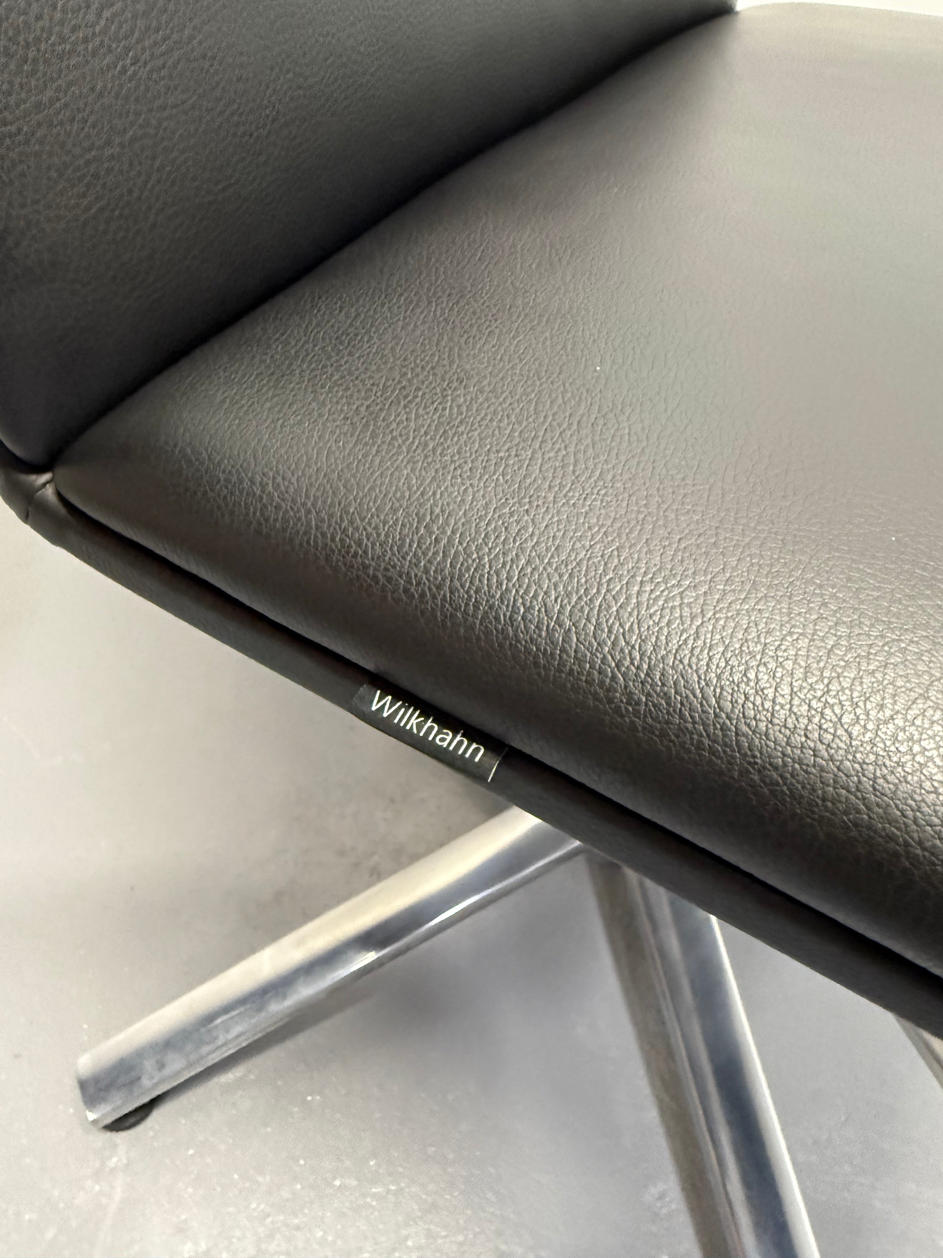 Wilkhahn Sola Conference Chair – Black Leather