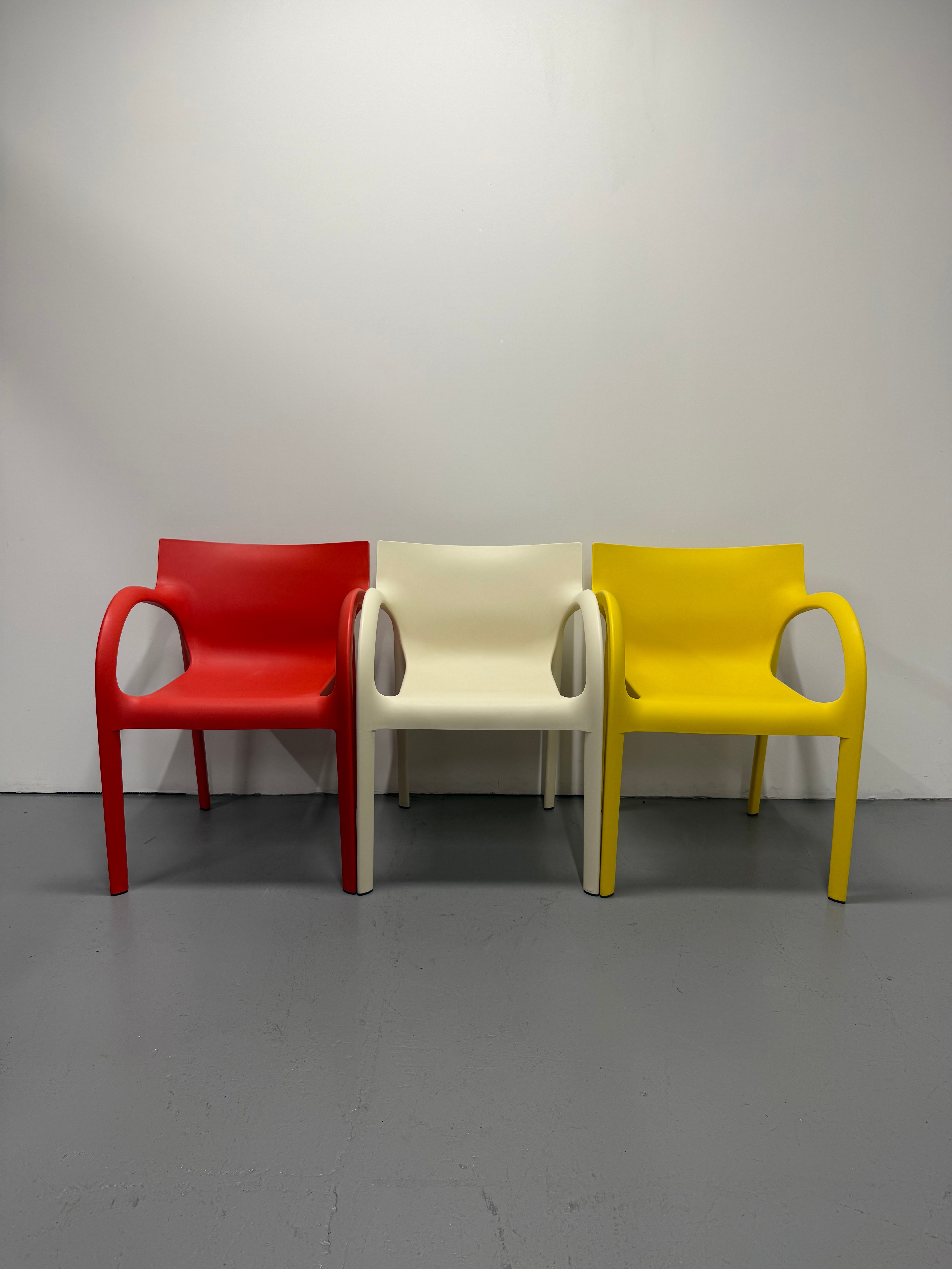 ■Poppy Star/segis/チェア/赤■ Segis Poppy Star Outdoor Chair – Red (4-Leg Base)