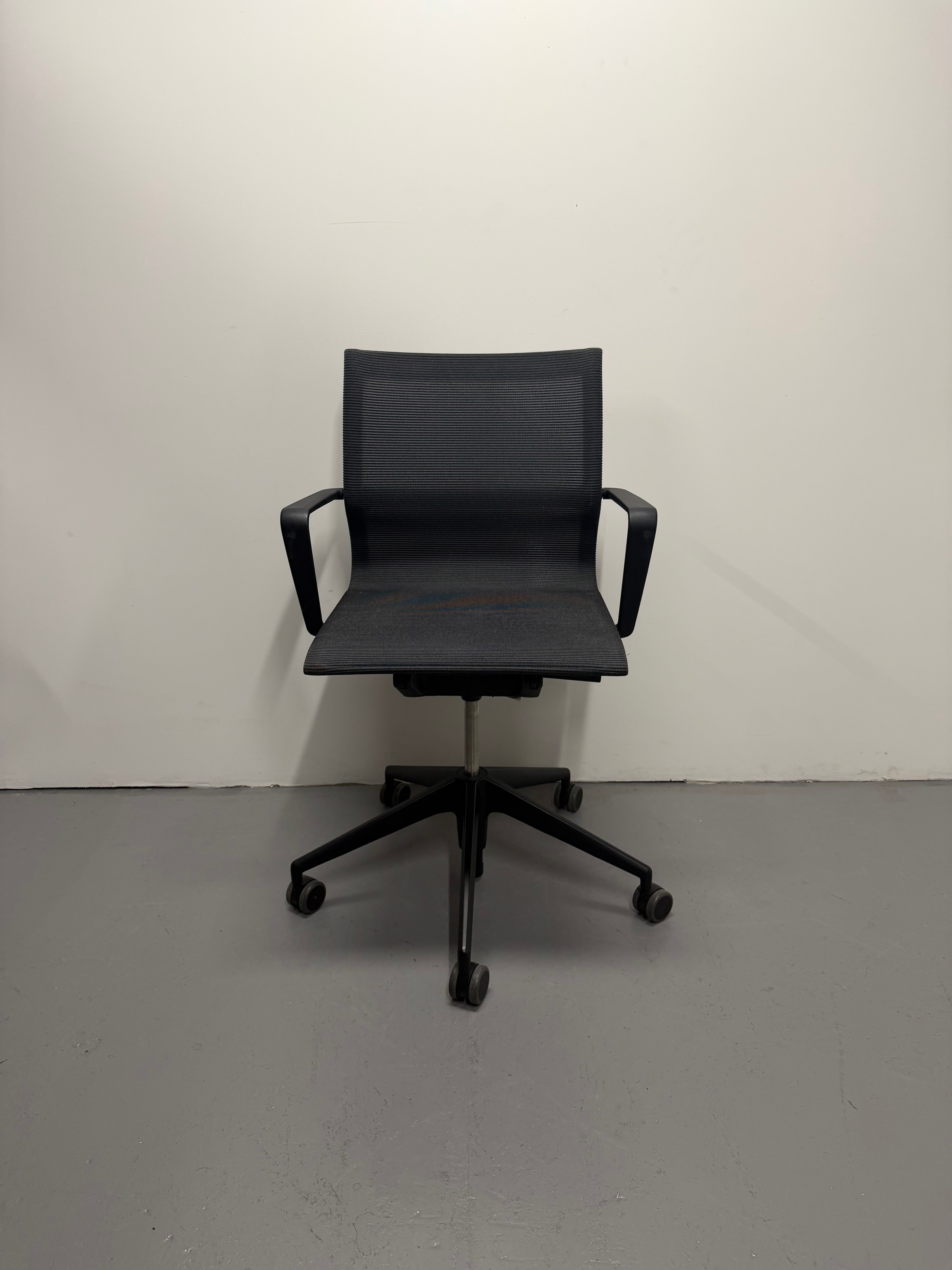 Vitra Physix Ergonomic Boardroom Office Chair - Alberto Meda