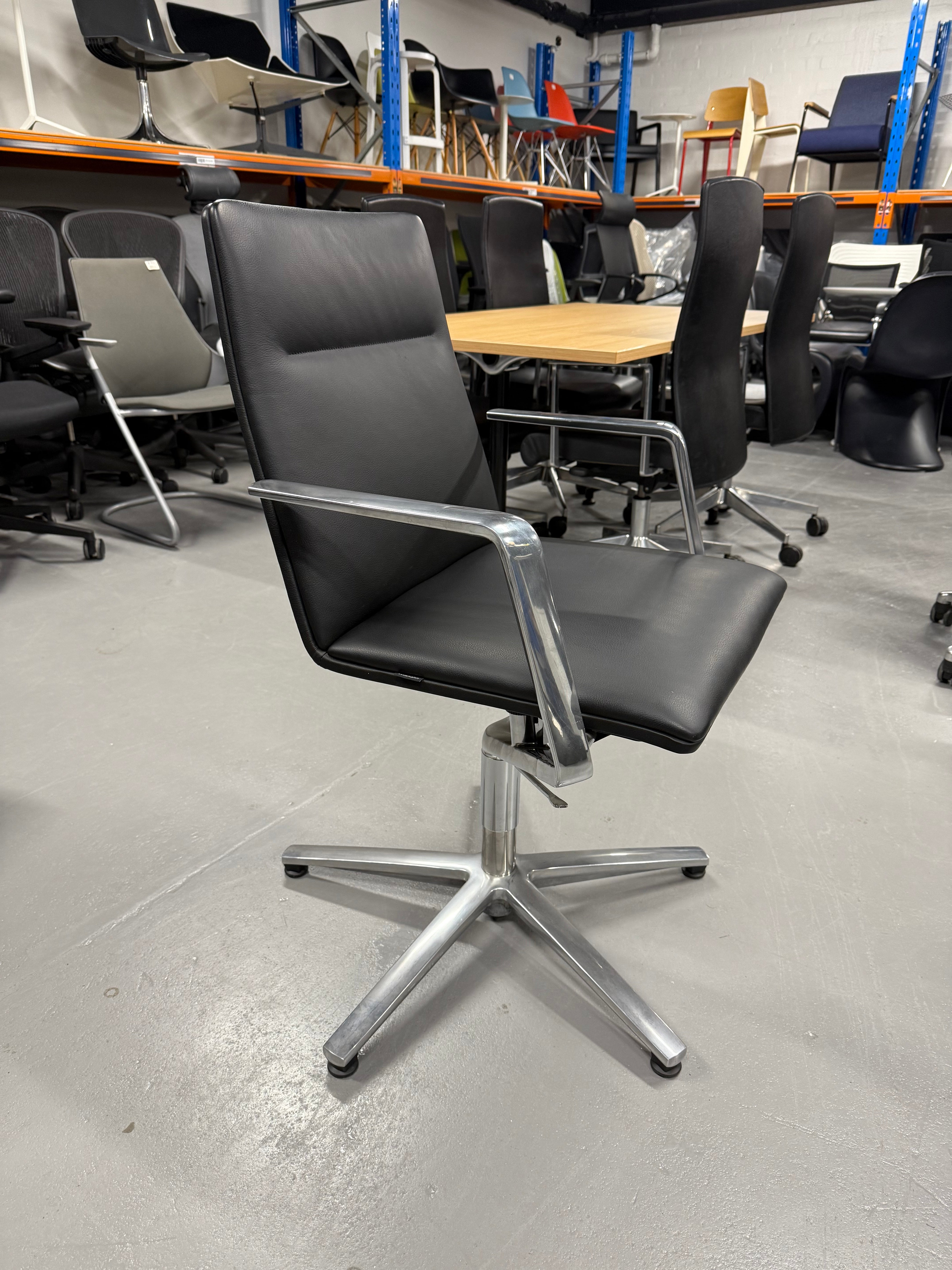 Wilkhahn Sola Conference Chair – Black Leather