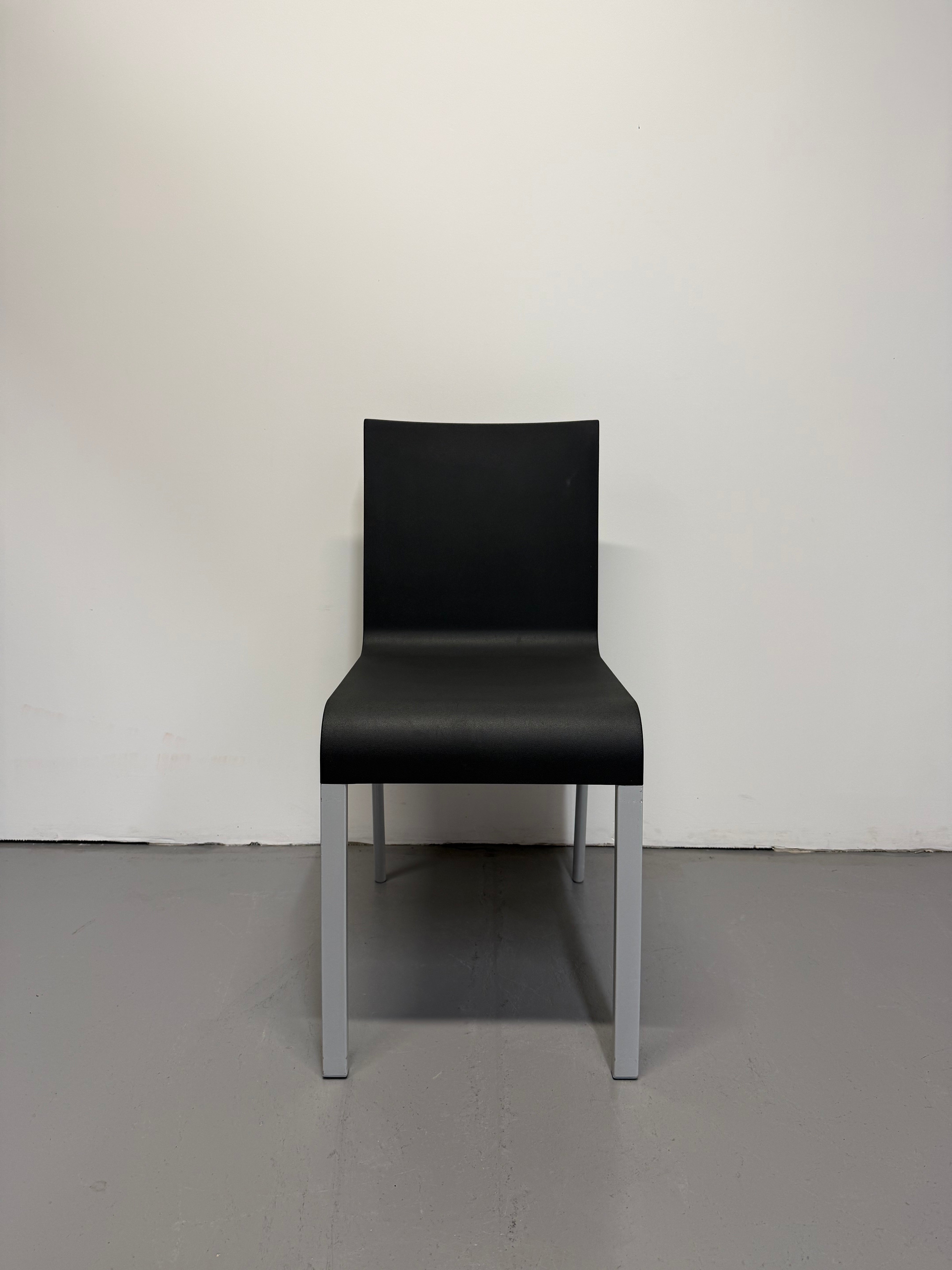 Vitra .03 Chair -Grey