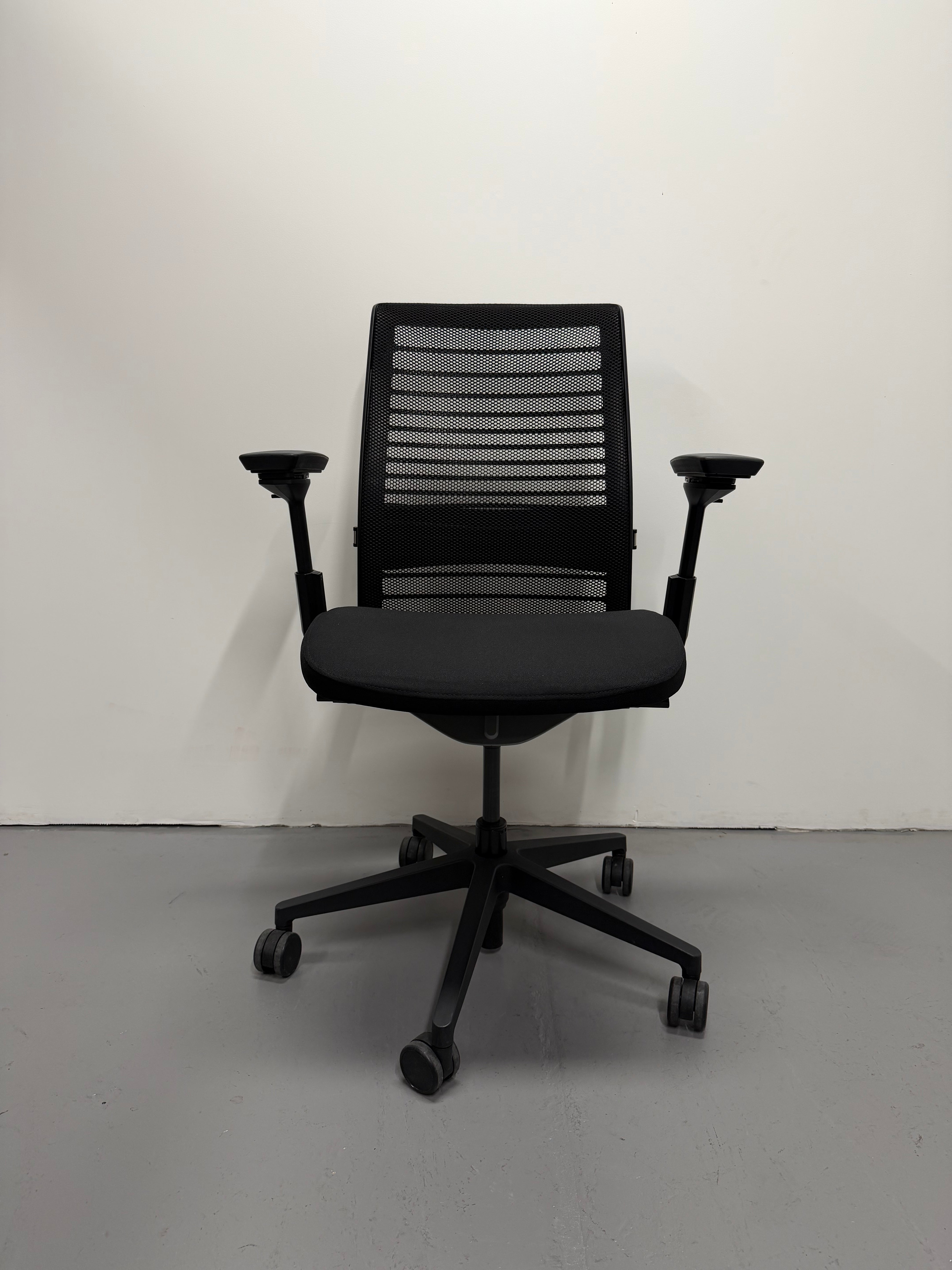 Steelcase Think v1 - Ergonomic Office Chair