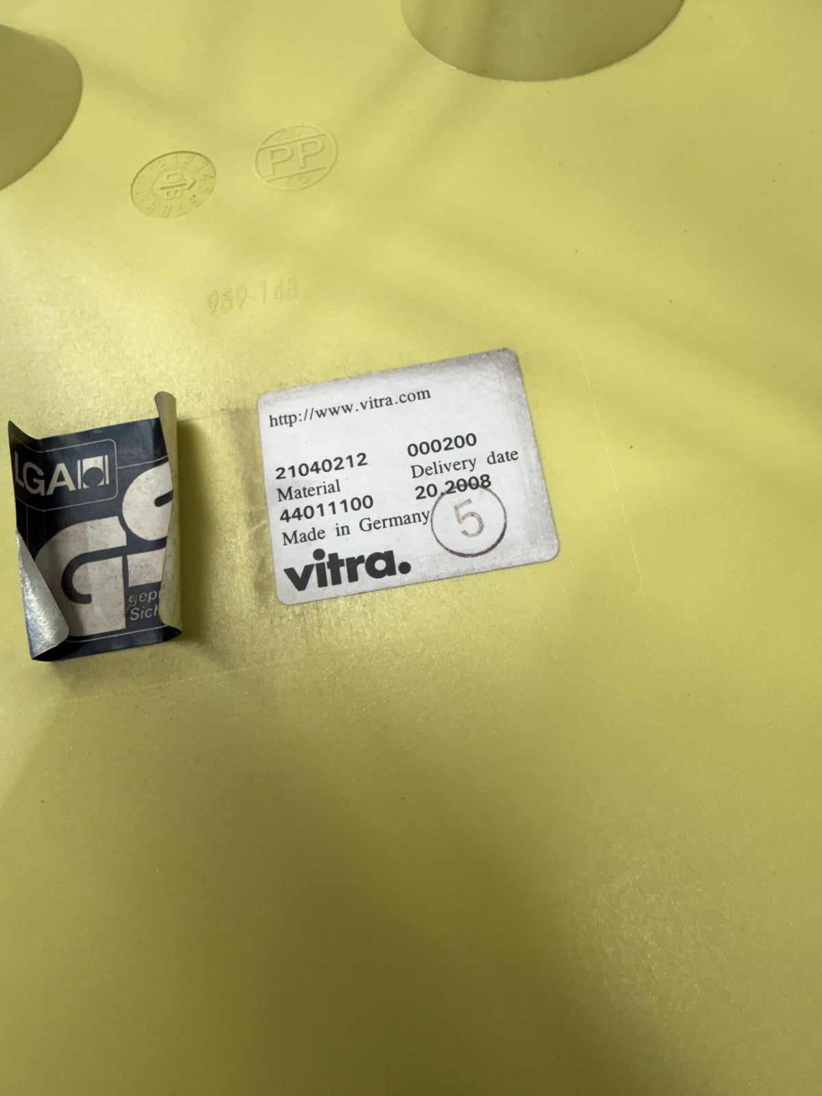 Vitra Eames Plastic Armchair DAR – Lemon Yellow, Chrome Eiffel Base – view 8 – pre-owned