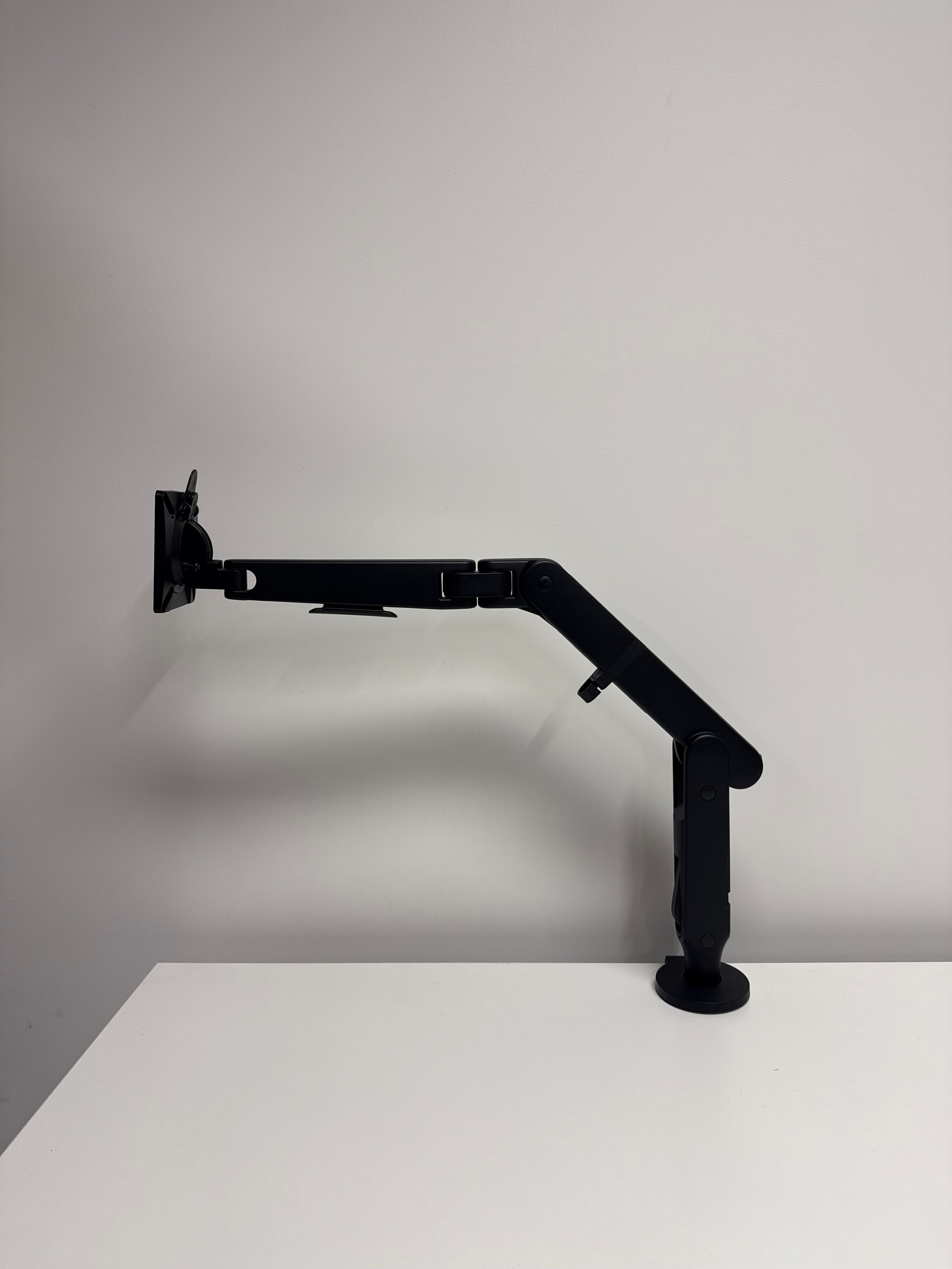 Ollin Single Monitor Arm by Colebrook Bosson Saunders - Black