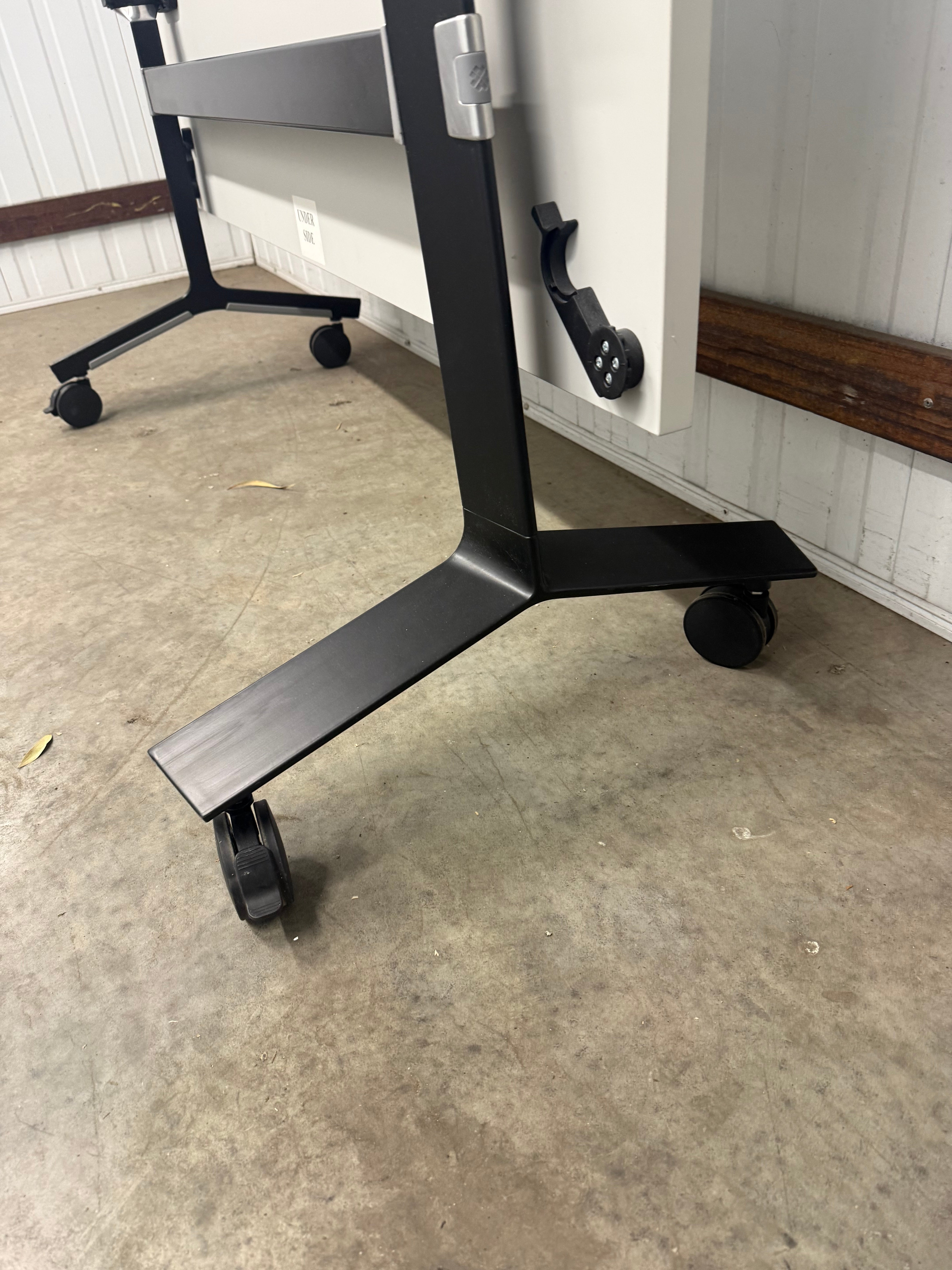 Thinking Works Blade Flip Folding Table - White Top with Black Frame