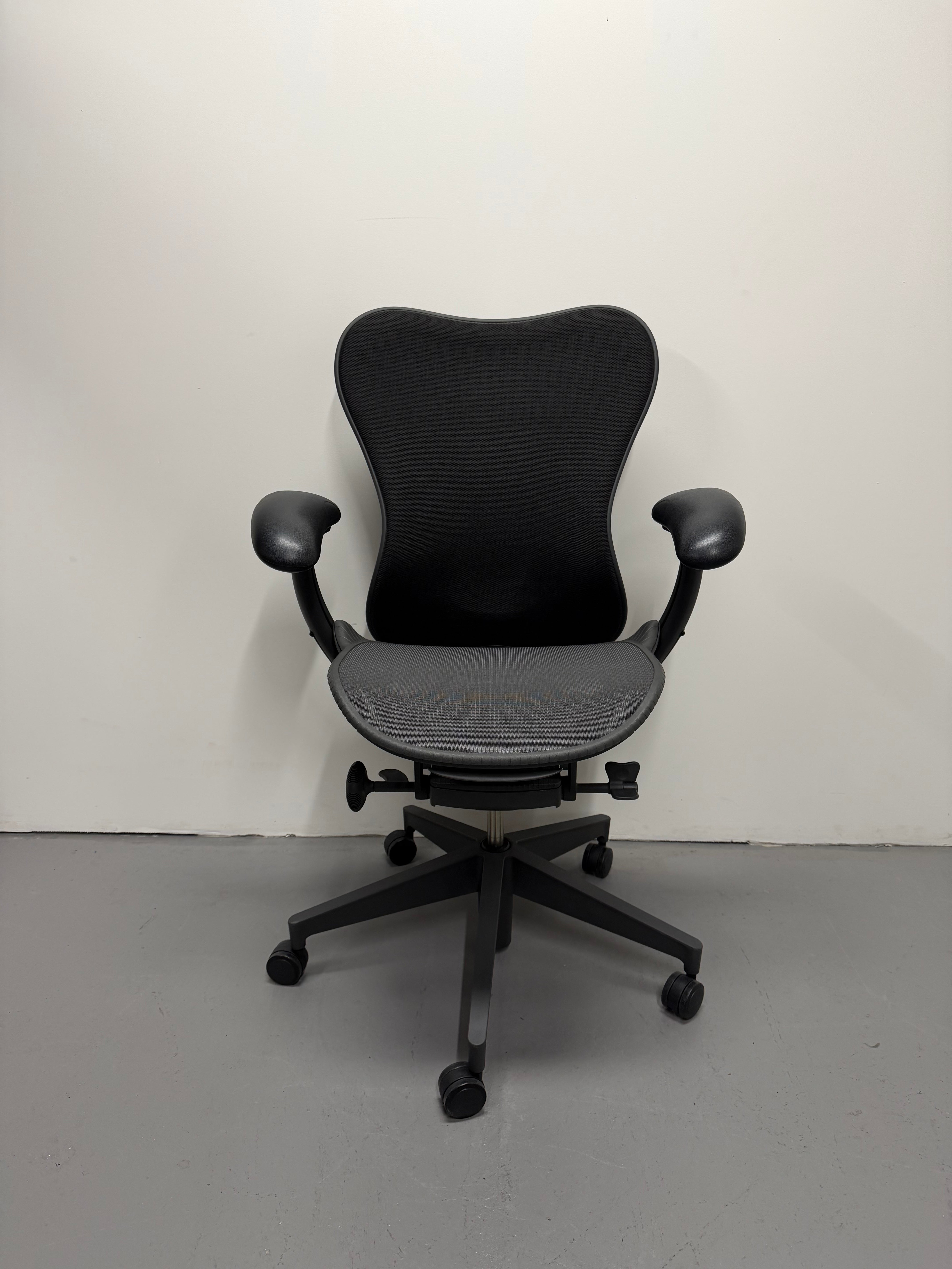 Herman Miller Mirra 2 Butterfly Back Task Chair | Ex-Showroom