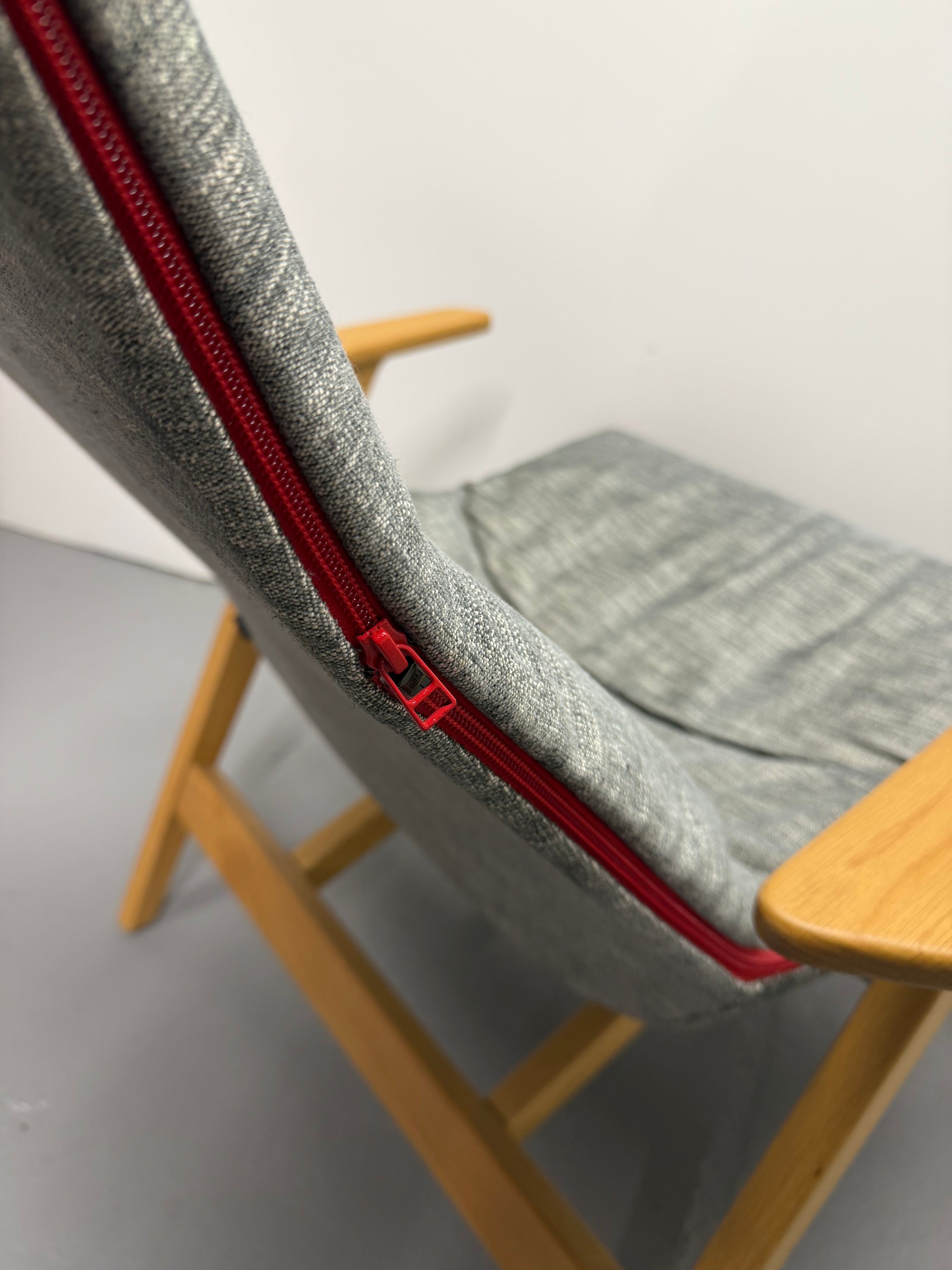 Viccarbe Ace Lounge Chair – Oak Frame with Grey Upholstered Seat | Ex-Showroom