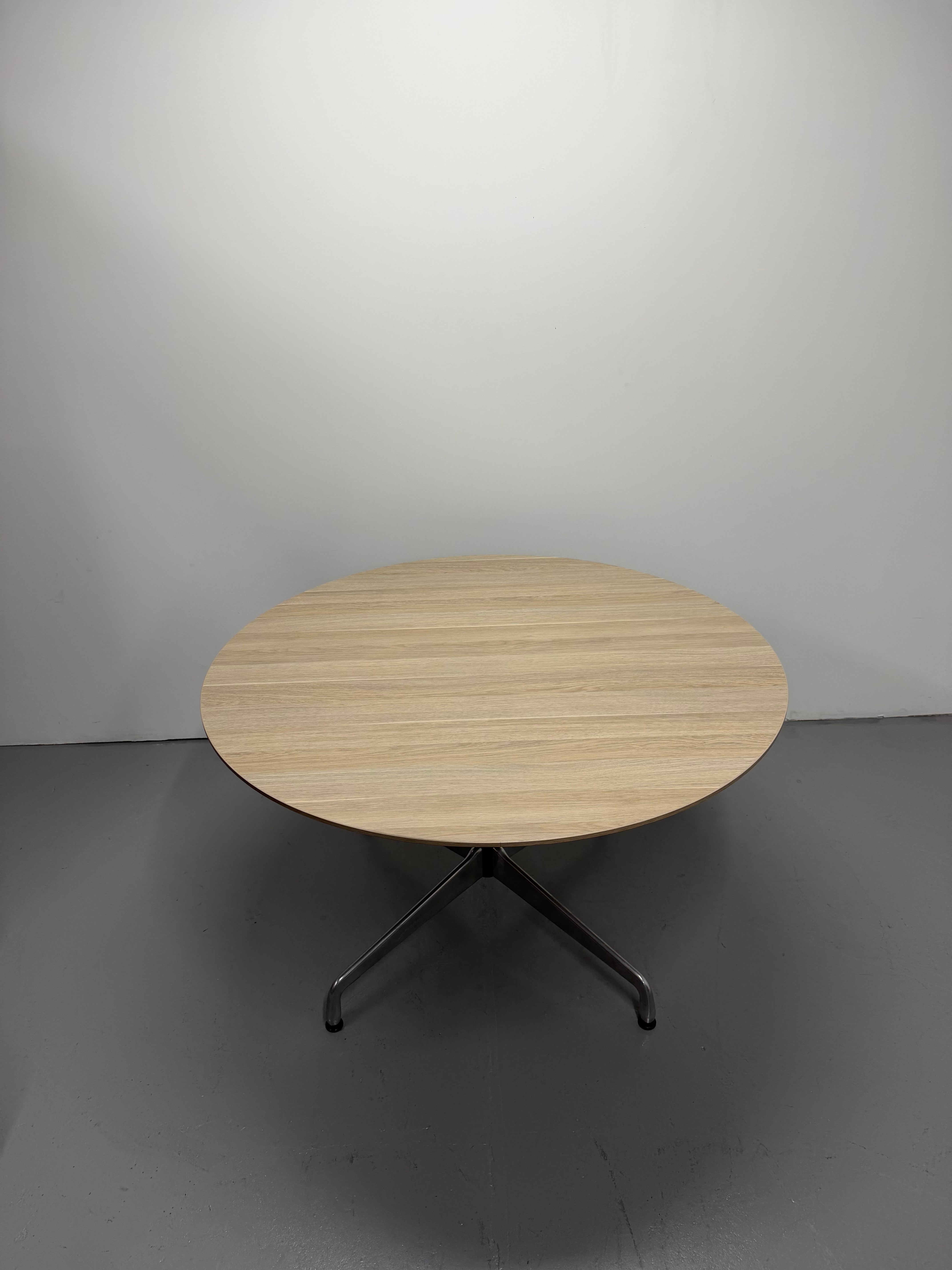 Herman miller table