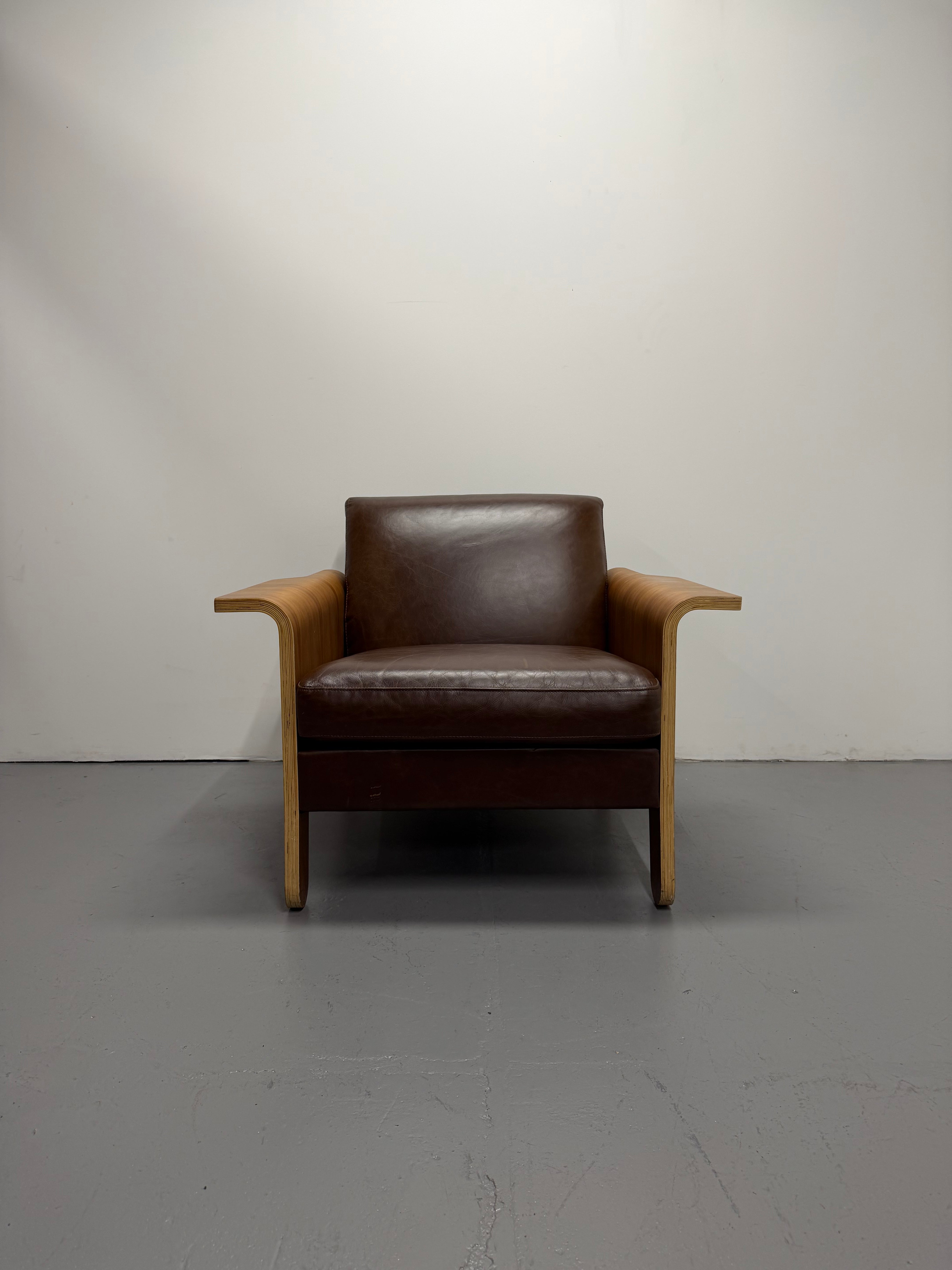 Gus Lodge Chair – Brown Leather & Walnut