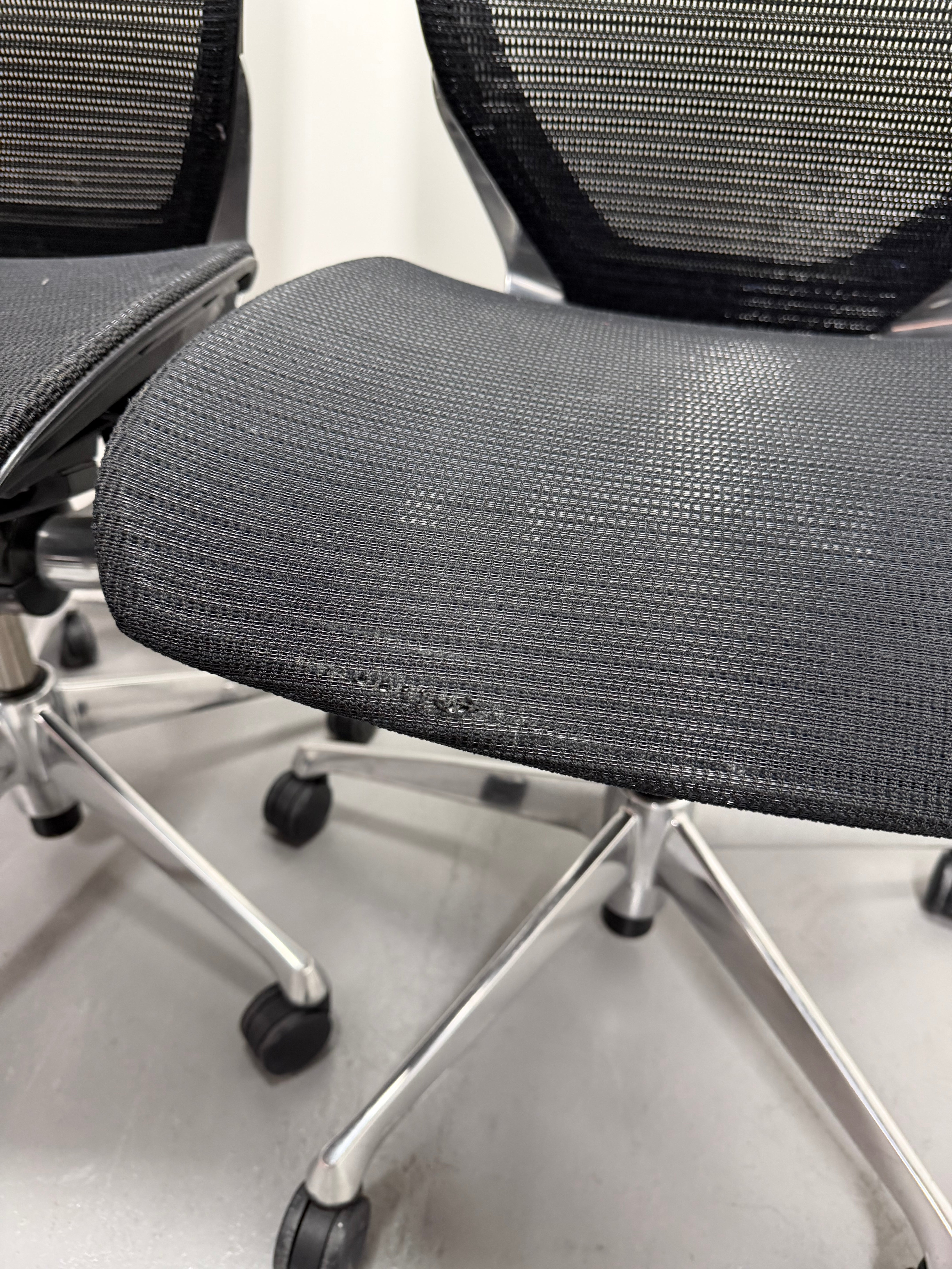 Okamura Baron Mesh Office Chair - Mesh Back & Seat - No arms