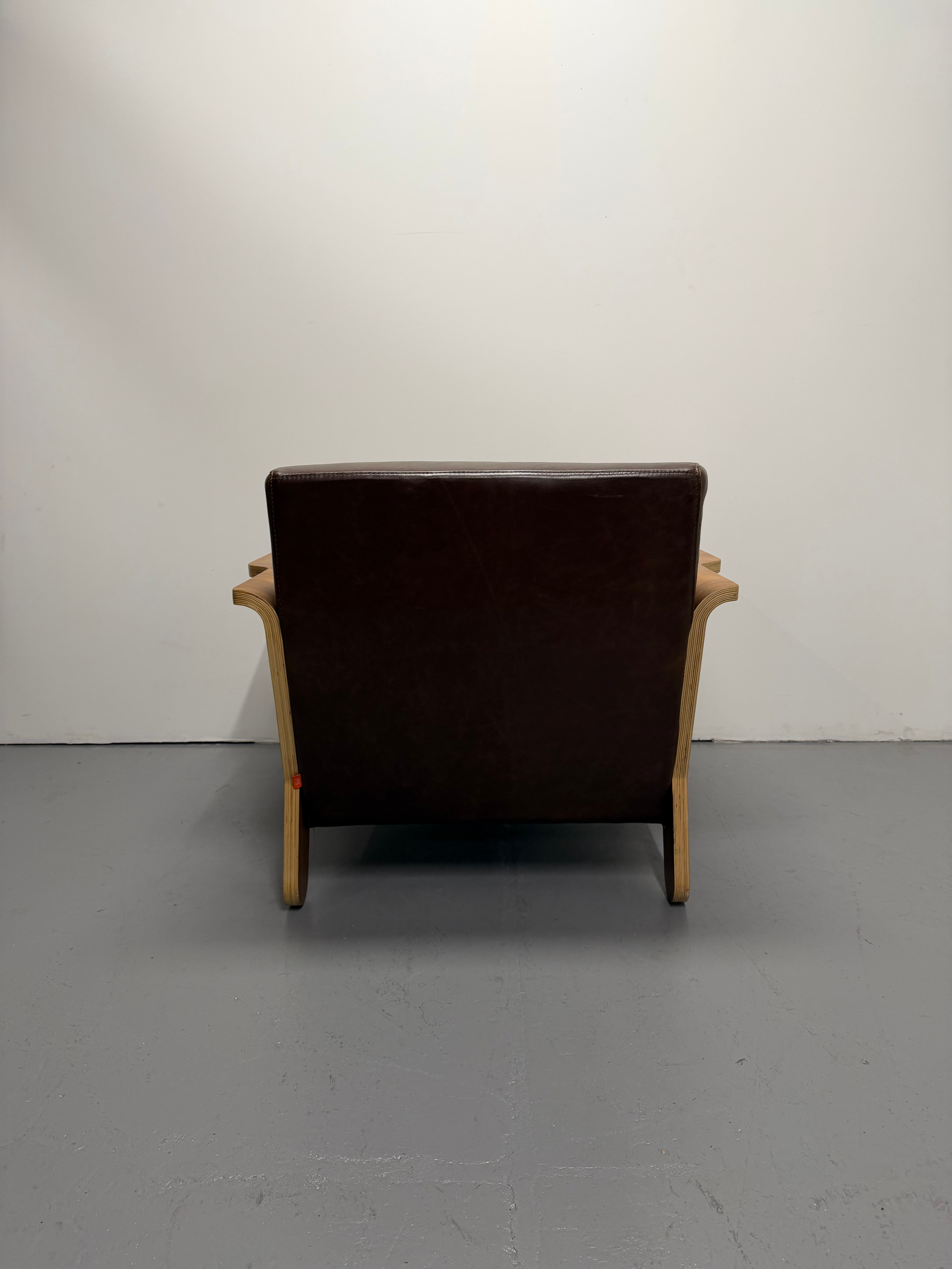Gus Lodge Chair – Brown Leather & Walnut