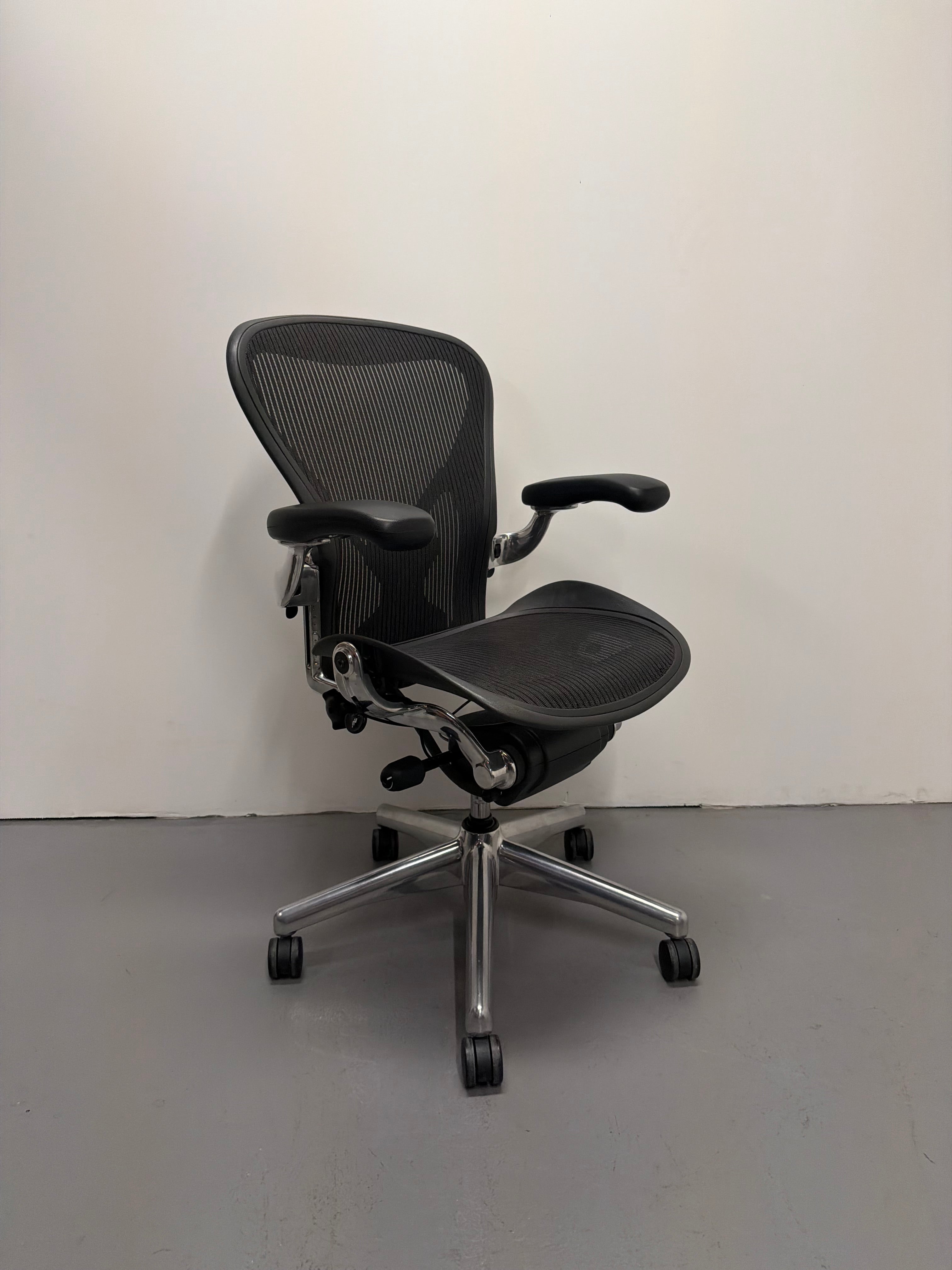 Herman Miller Aeron Chair with arms - Size B - Custom Chrome Base