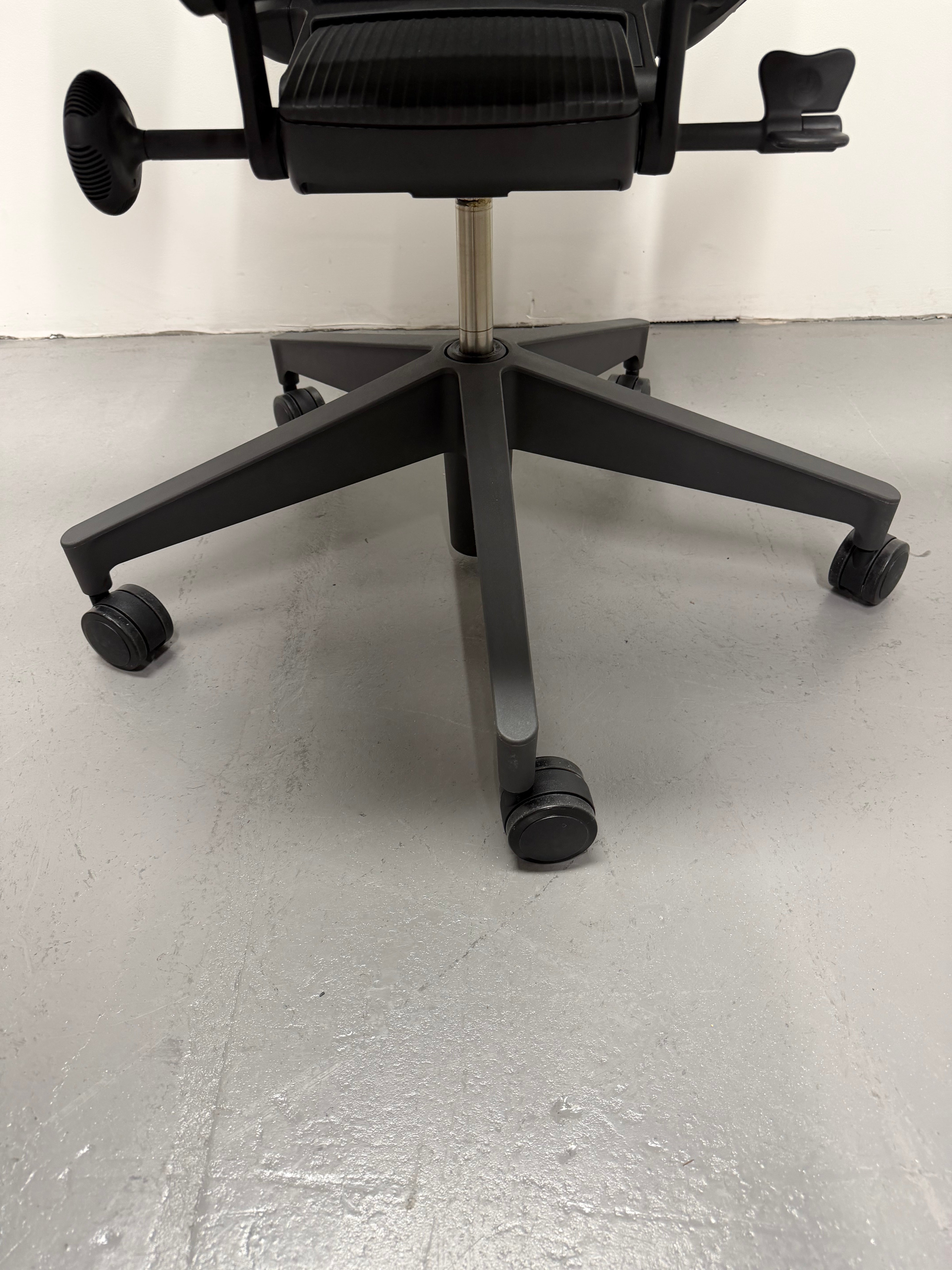 Herman Miller Mirra 2 Butterfly Back Task Chair | Ex-Showroom