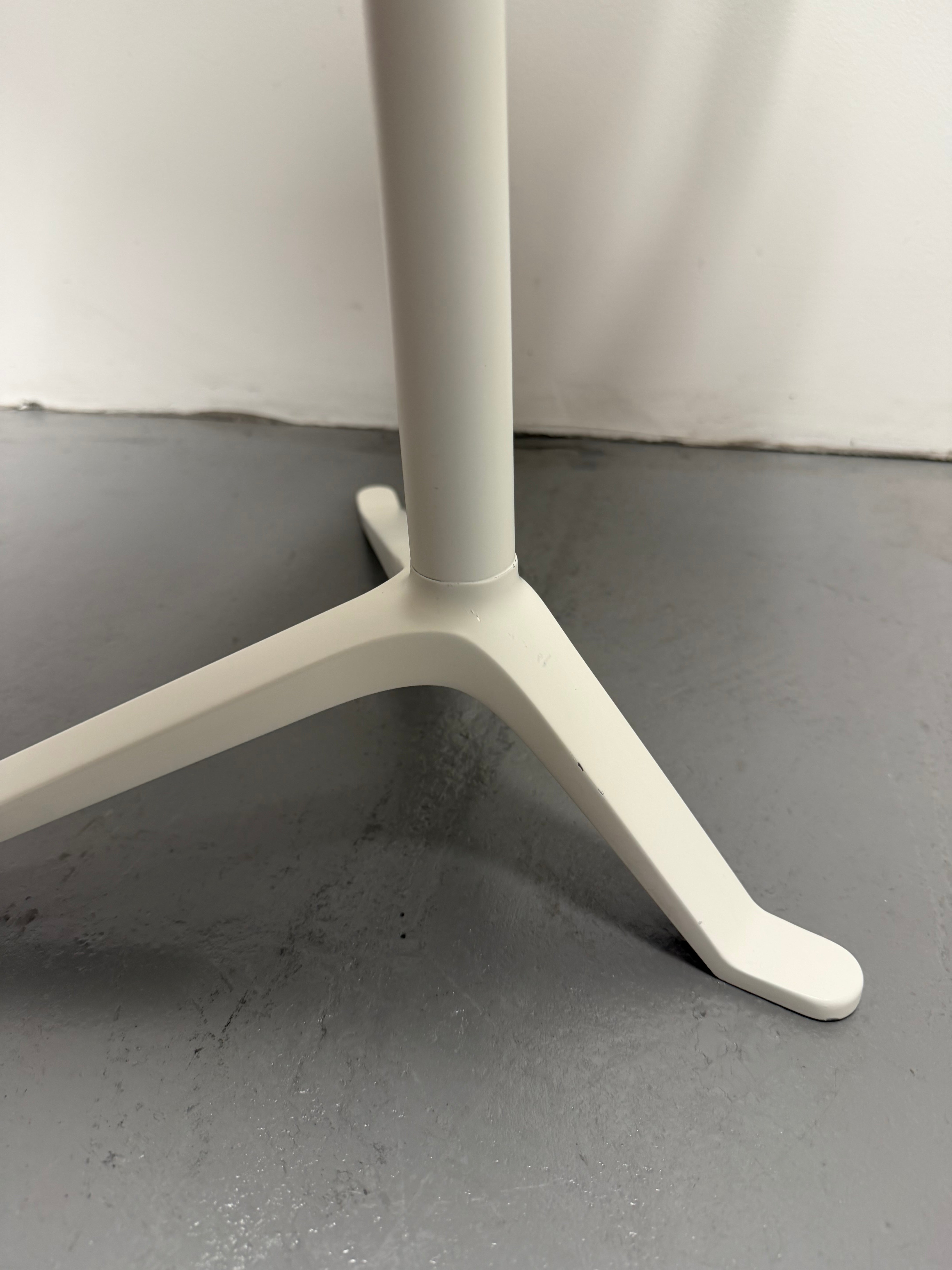 Fritz Hansen Little Friend Side Table – Fixed Height, White Melamine Top