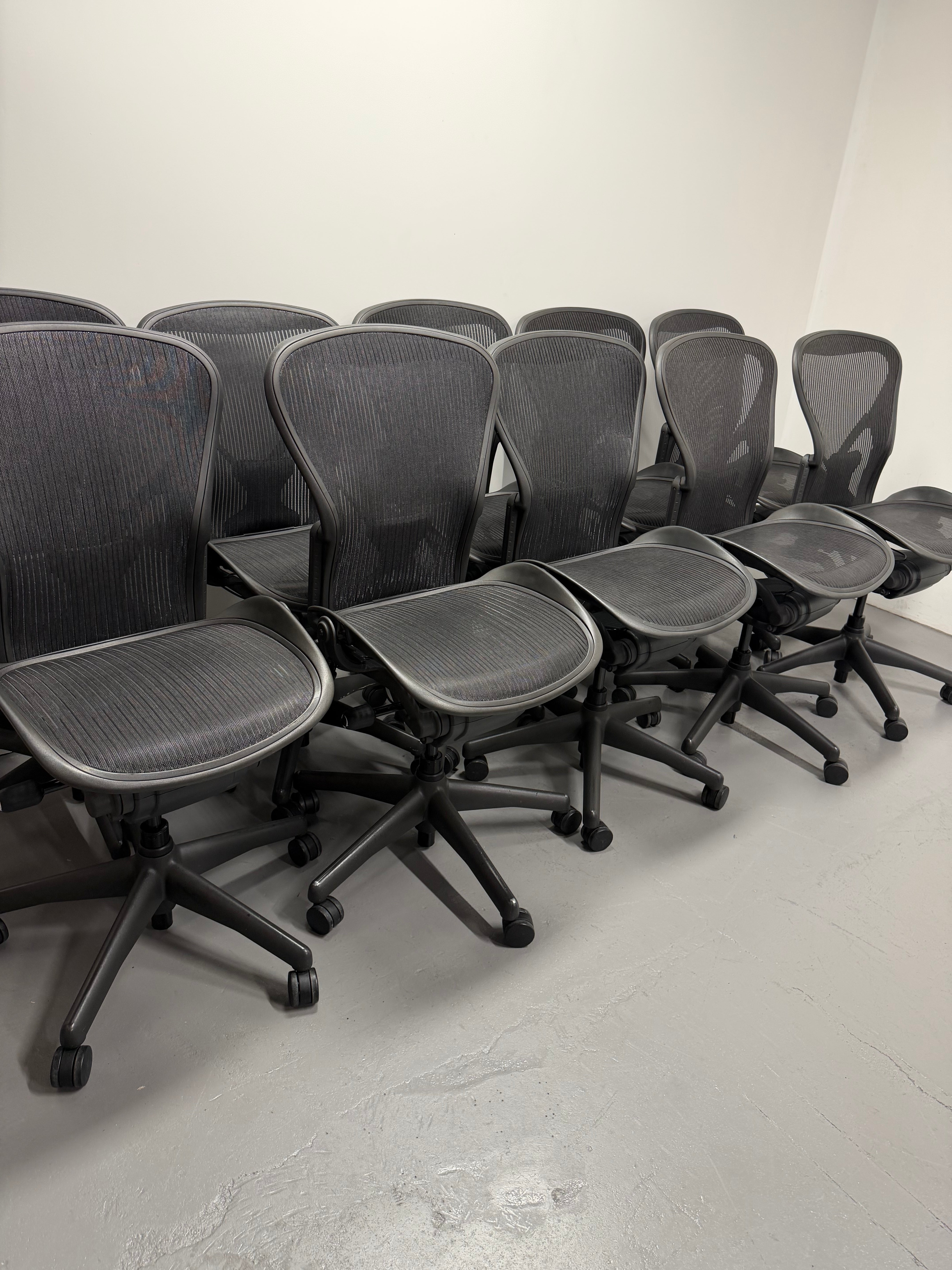 Herman Miller Aeron Classic – PostureFit Back Support, No Arms (Size B)