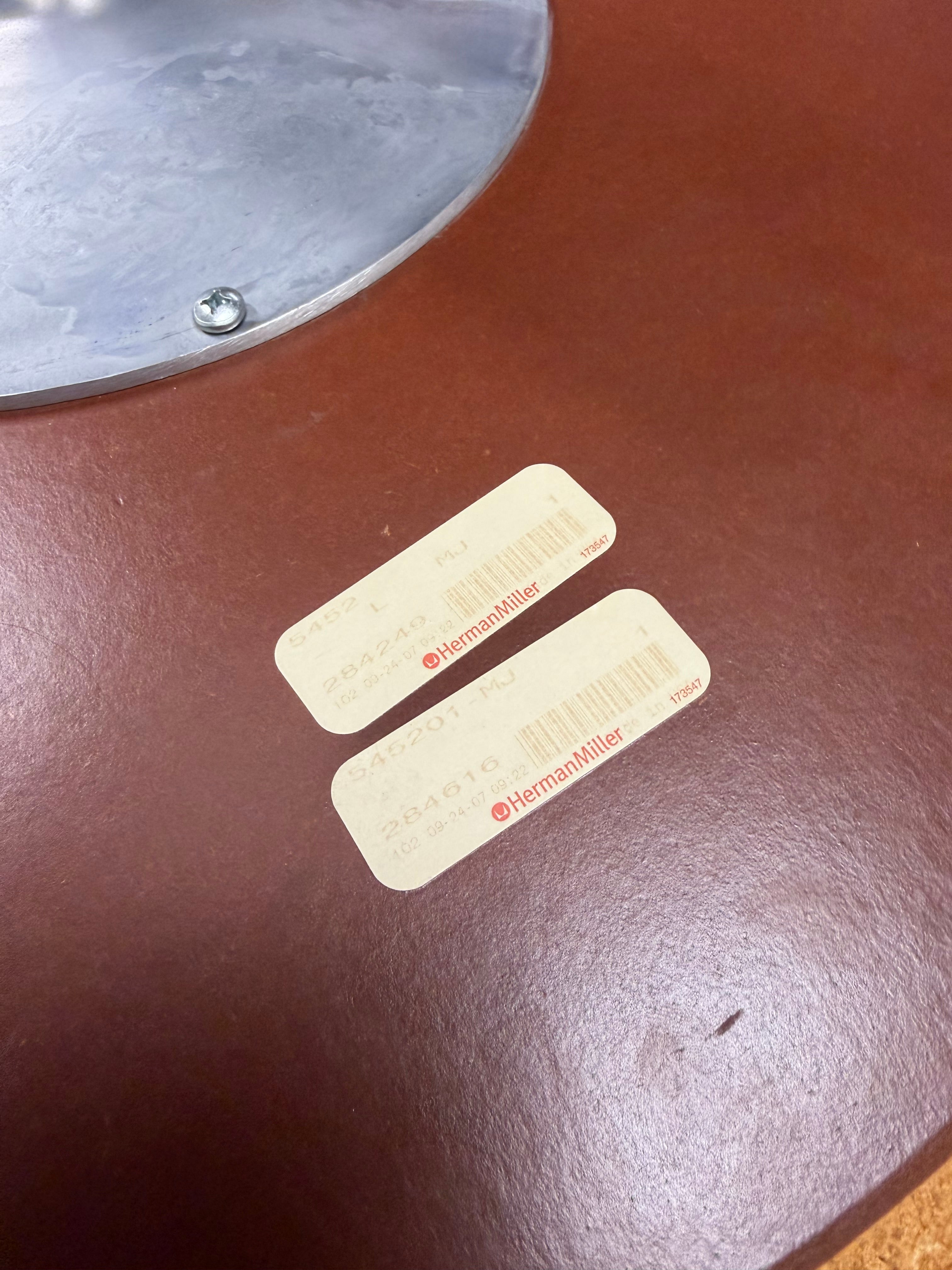 Original Herman Miller Nelson Pedestal Side Coffee Table – George Nelson