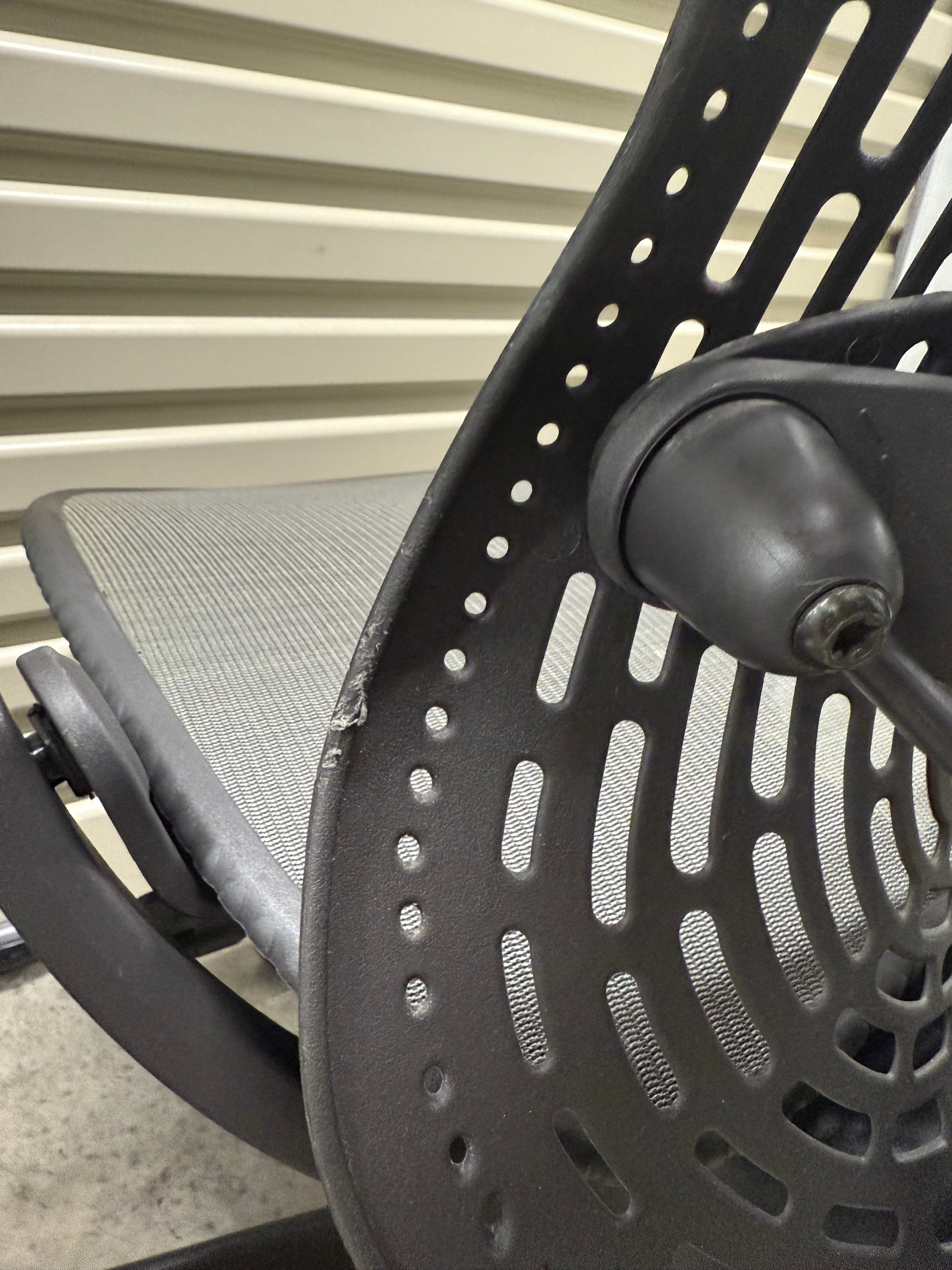 Herman Miller Mirra Office Chair no Arms - Graphite - Back Tilt Lock