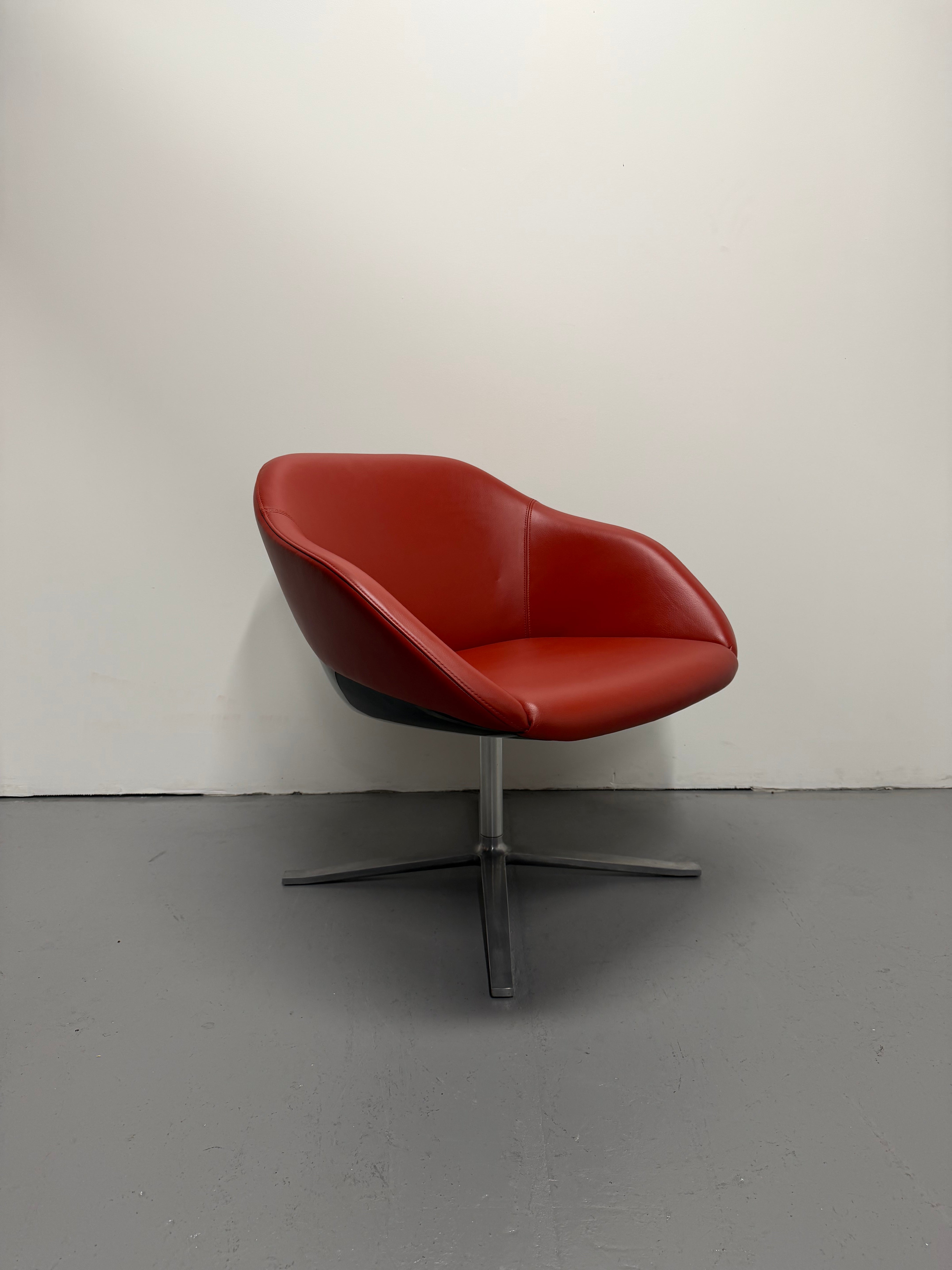 Walter Knoll Turtle Chair – Red Leather