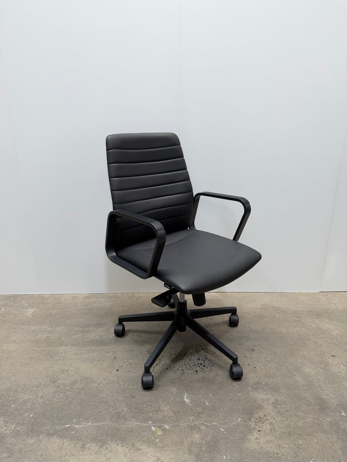 Marc Boardroom Chair – by Krost | Medium Back