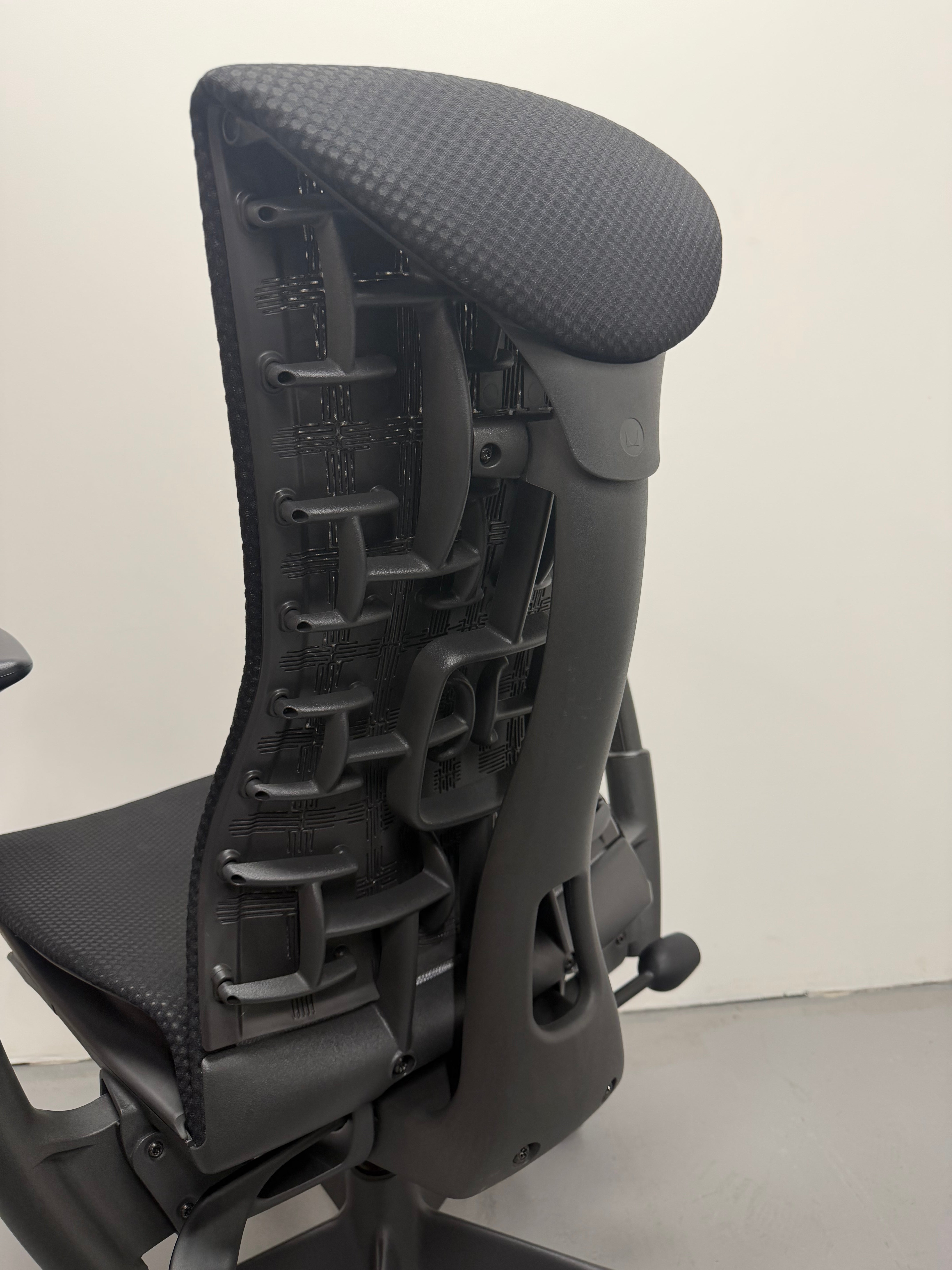 Herman Miller Embody Ergonomic Chair – Rhythm Fabric, Black