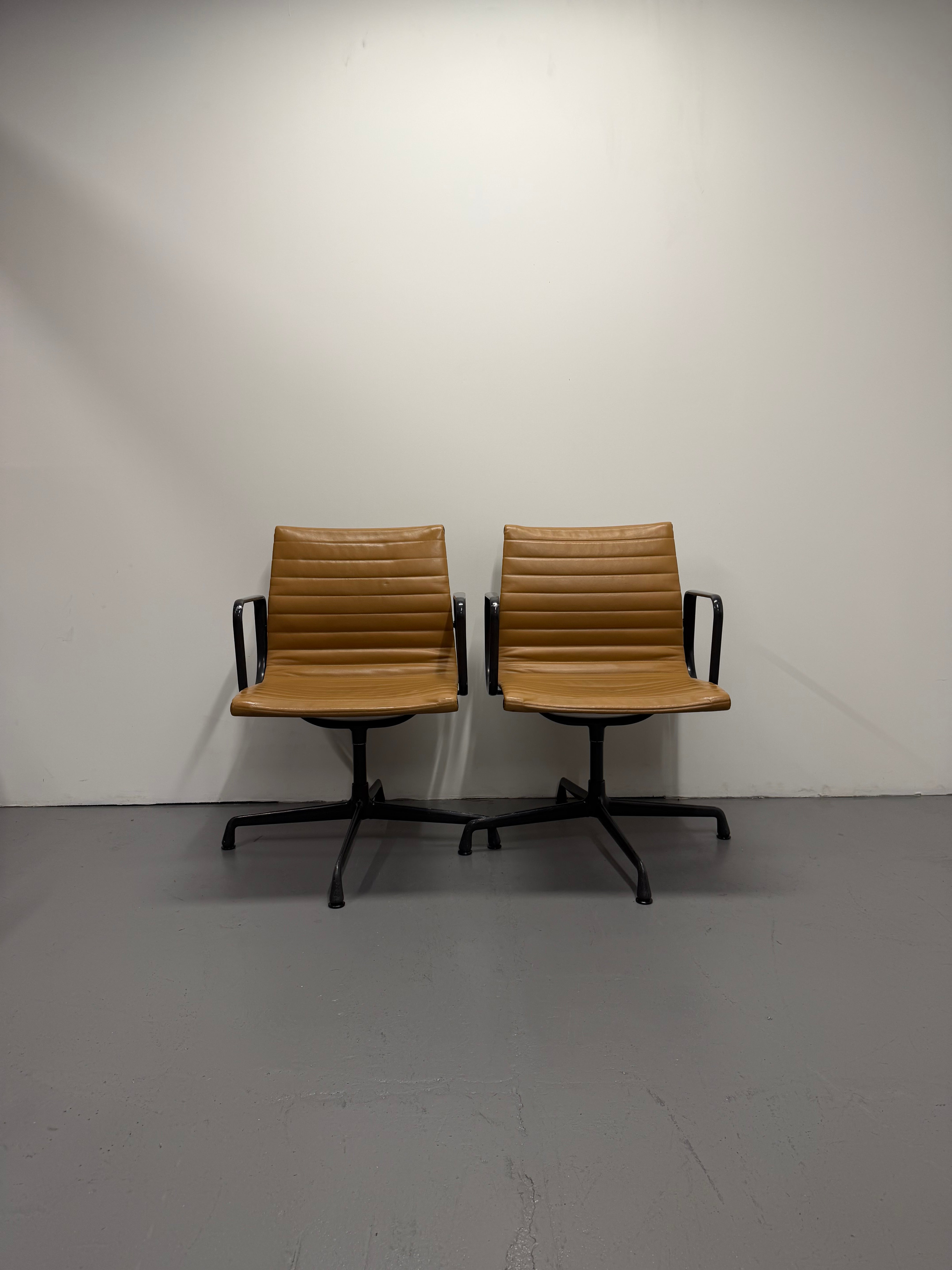 Eames Aluminium Group Low Back Chair - Tan Leather / Black Frame