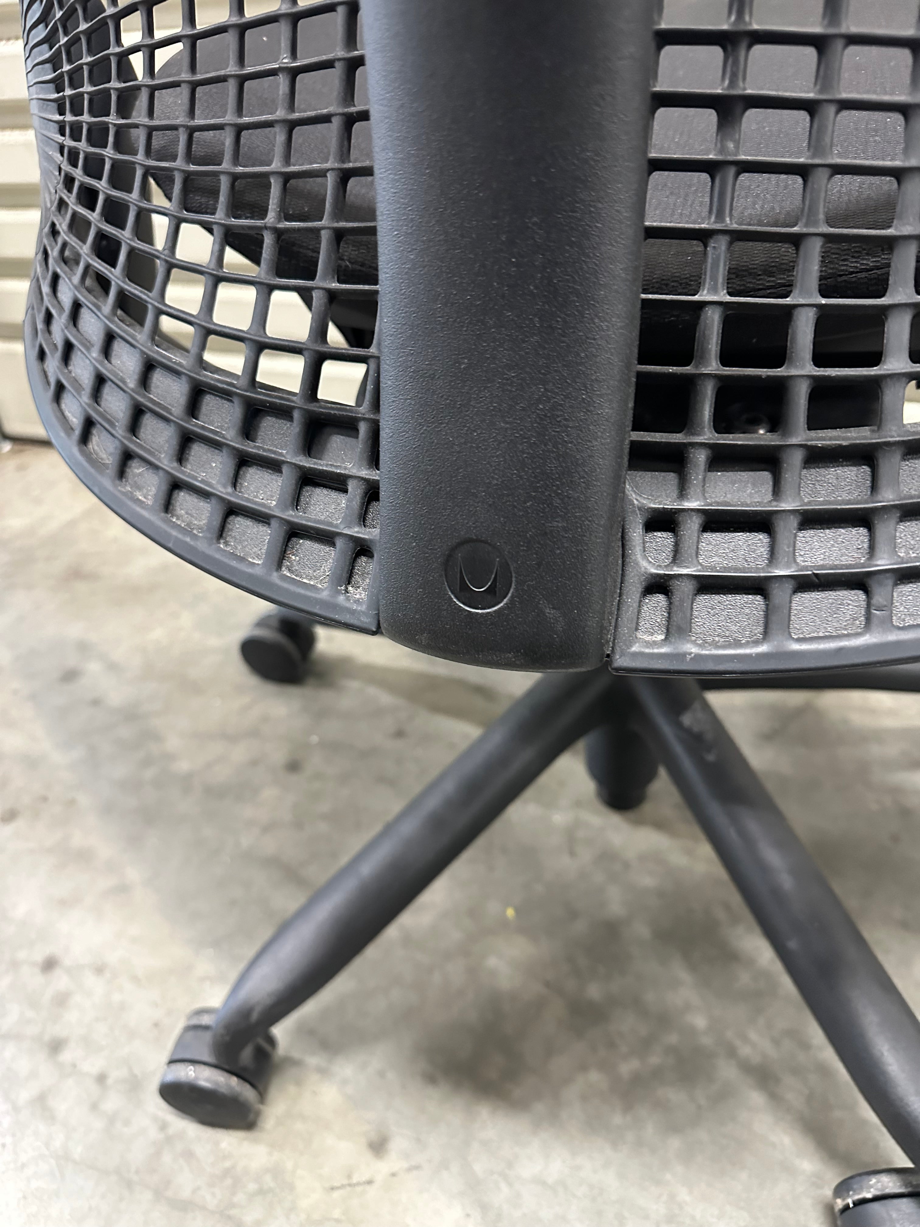 Herman Miller Sayl Chair – No Armrest - Black