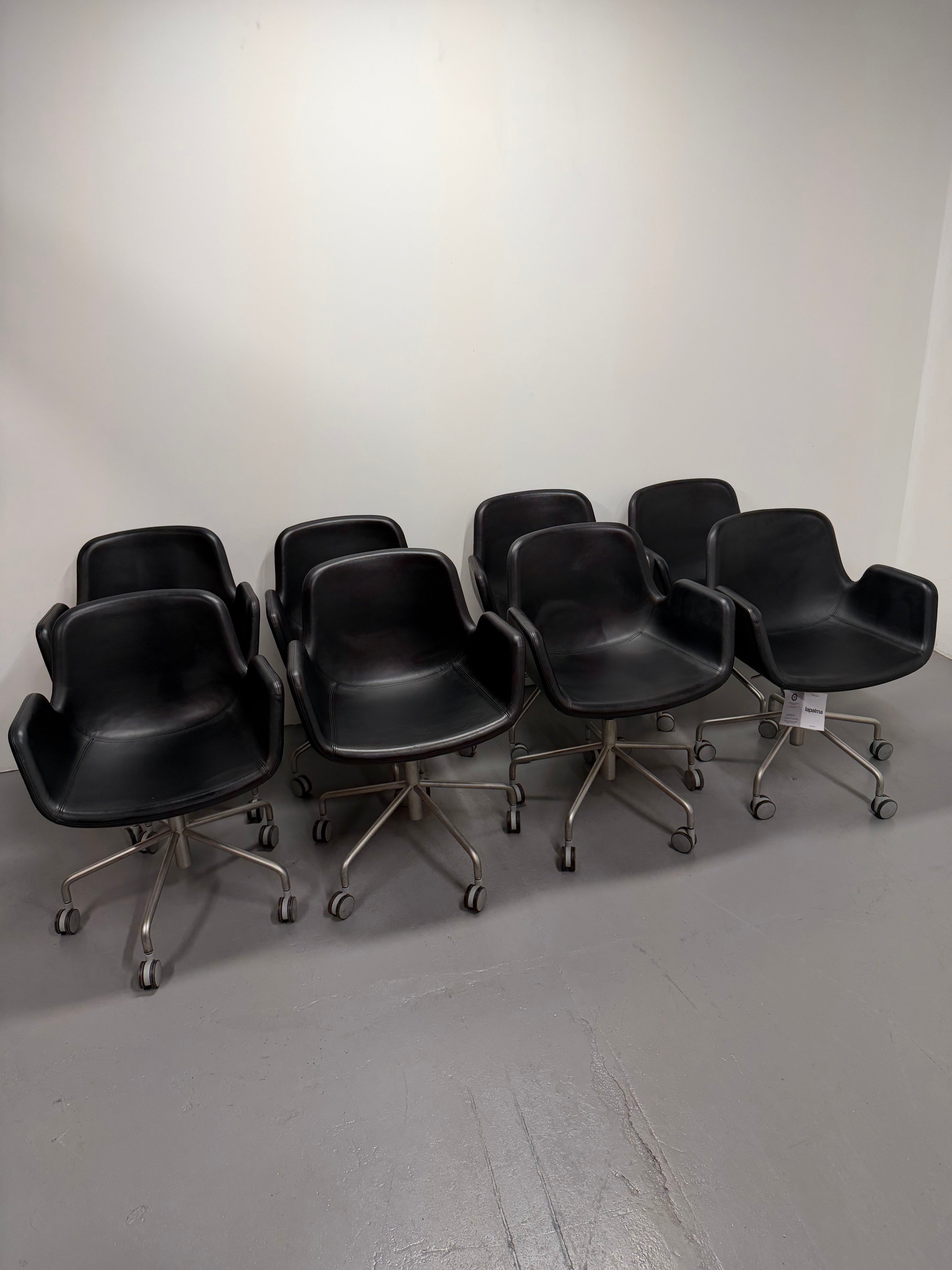 Lapalma Pass Easy Chair – Black Leather, 5-Star Castor Base