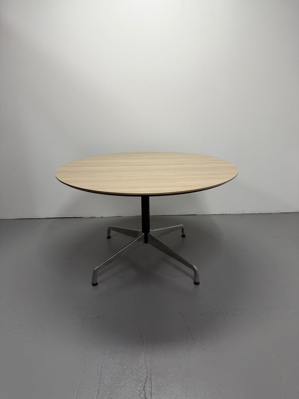 Eames Herman Miller Round Table – Universal Base, Wood Finish (1200 mm
