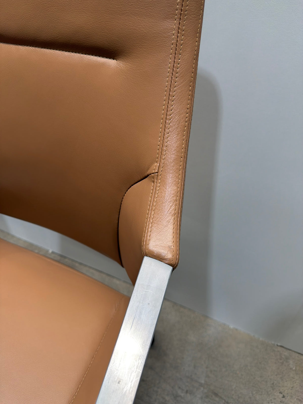 Wilkhahn Graph 301/5 Chair by jehs+laub – Tan Leather, Polished Aluminium – view 12 – pre-owned