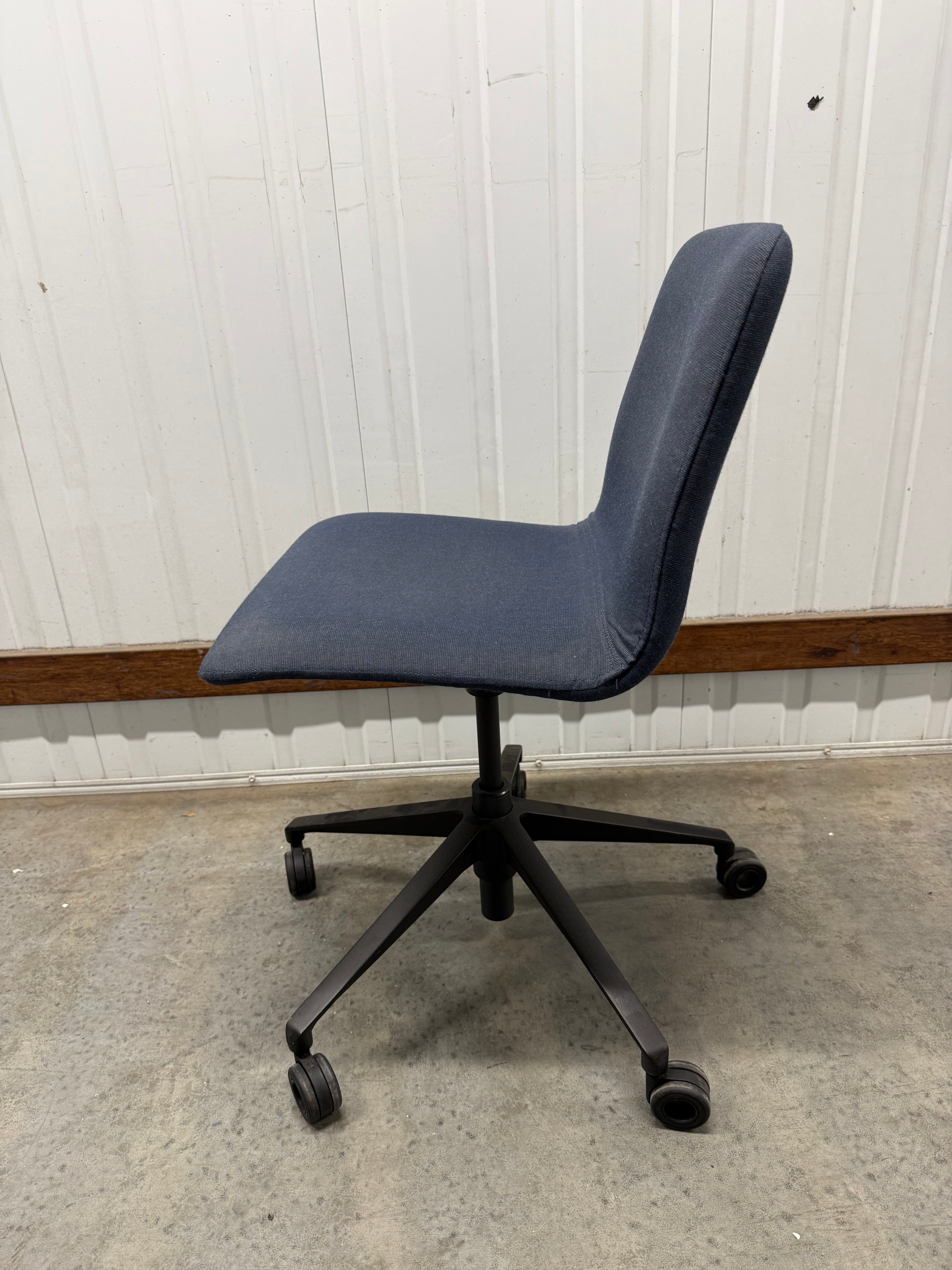 Jardan Mina Studio Chair – Blue Fabric / Black Metal Base