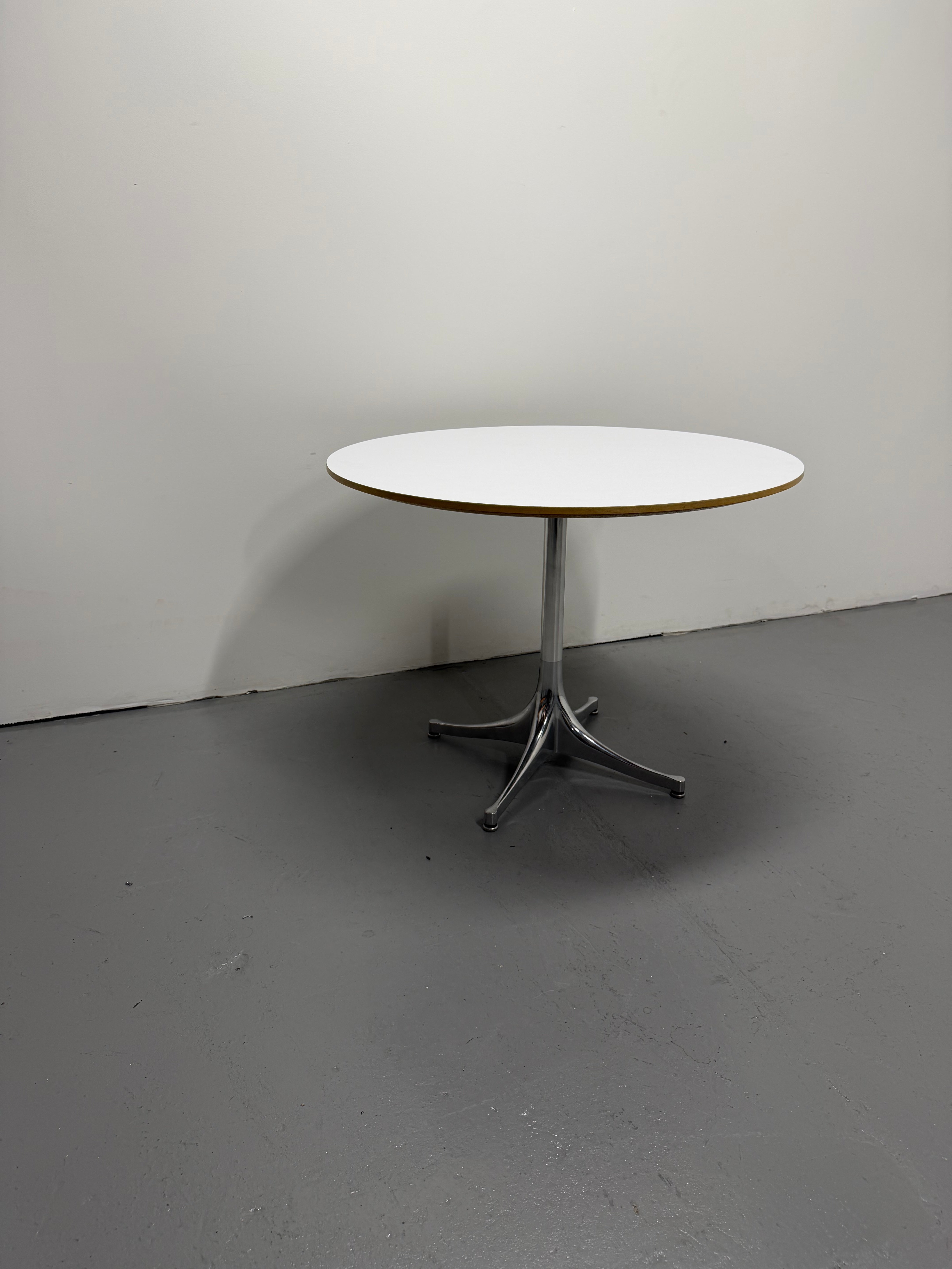 Original Herman Miller Nelson Pedestal Side Coffee Table – George Nelson