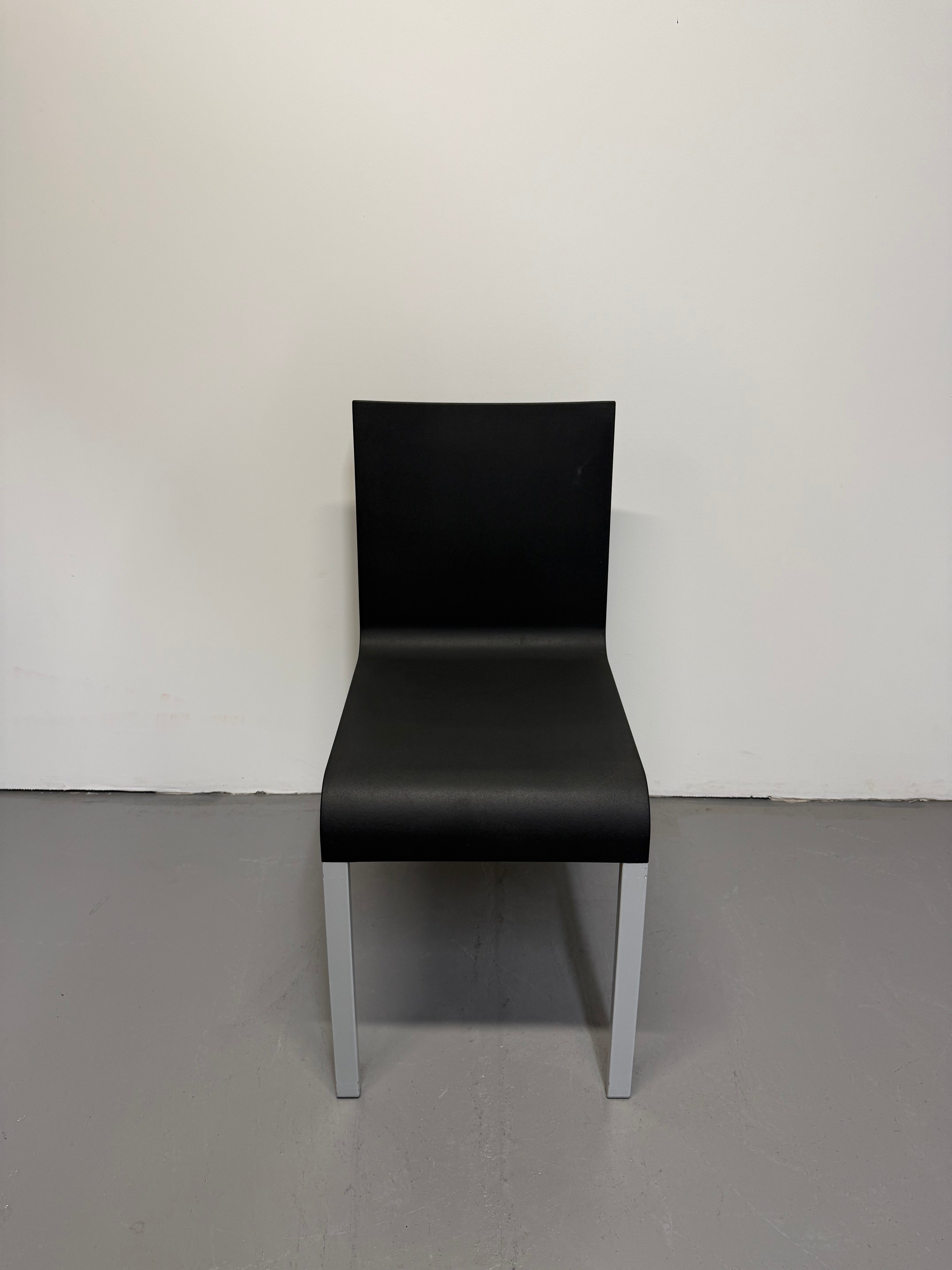 Vitra .03 Chair -Grey