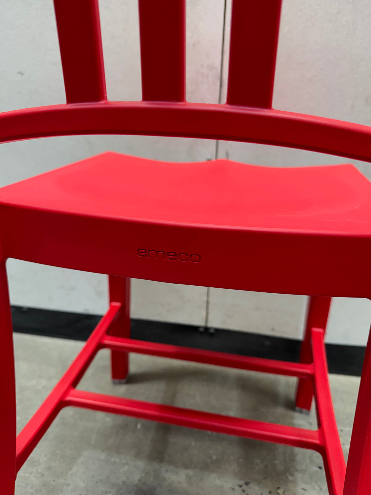 Emeco 111 Navy chair - Red