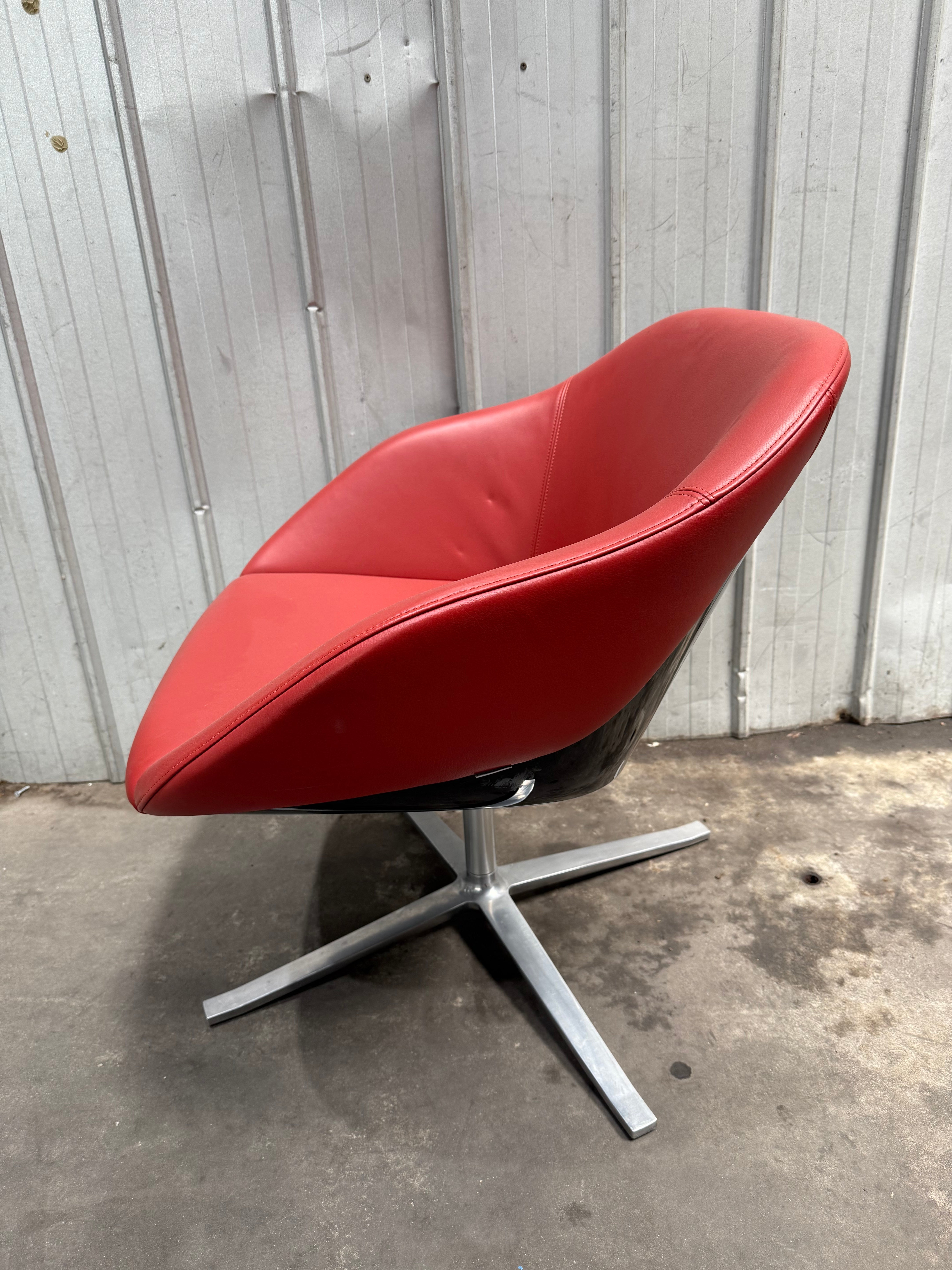 Walter Knoll Turtle Chair – Red Leather