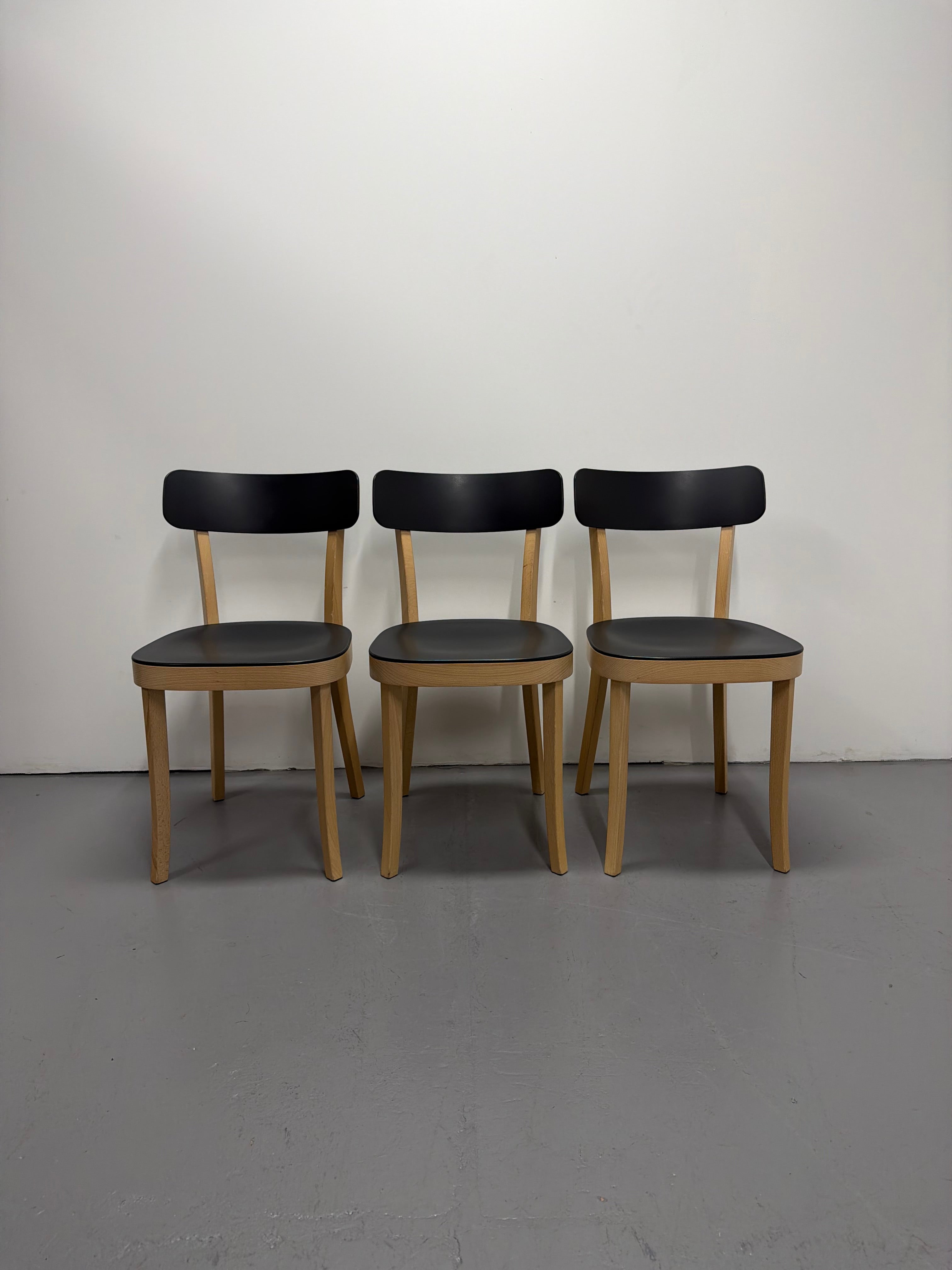 Vitra Basel Chair by Jasper Morrison – Black & Natural Wood