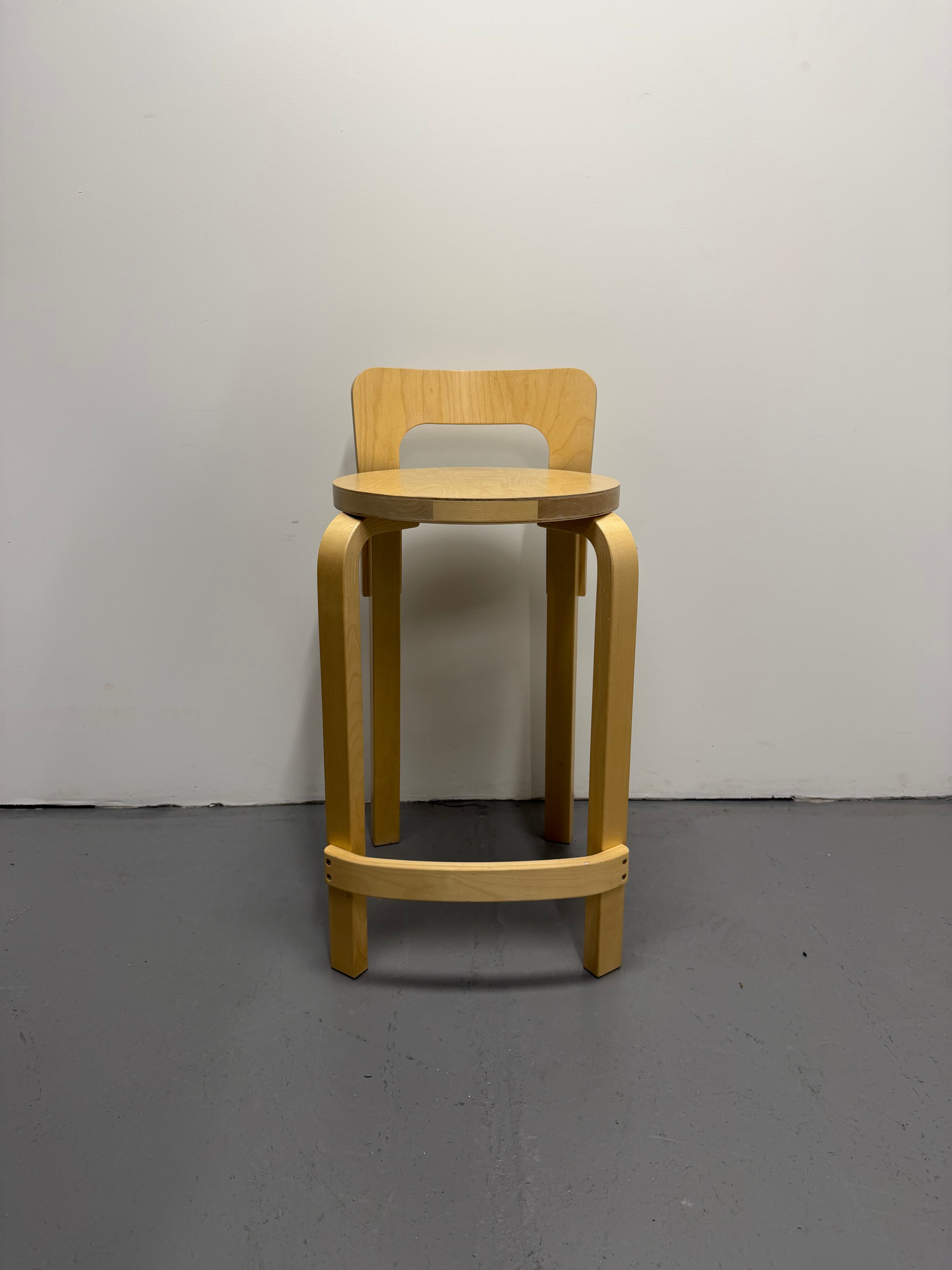Artek Low Bar Stool K65 by Alvar Aalto – Natural Birch